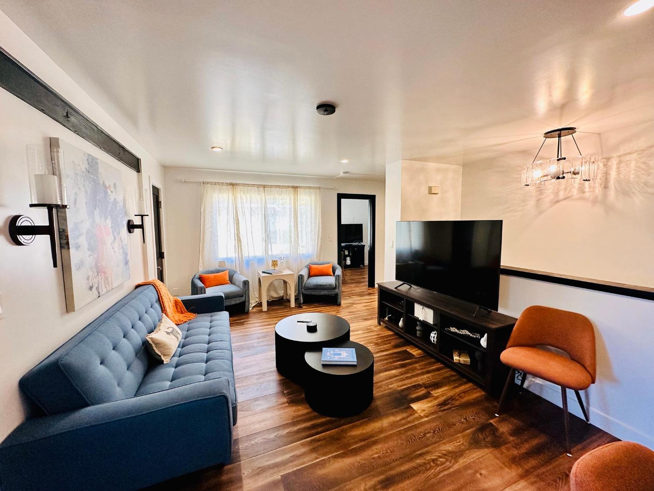 Two-Bedroom Apartment - Photo 13