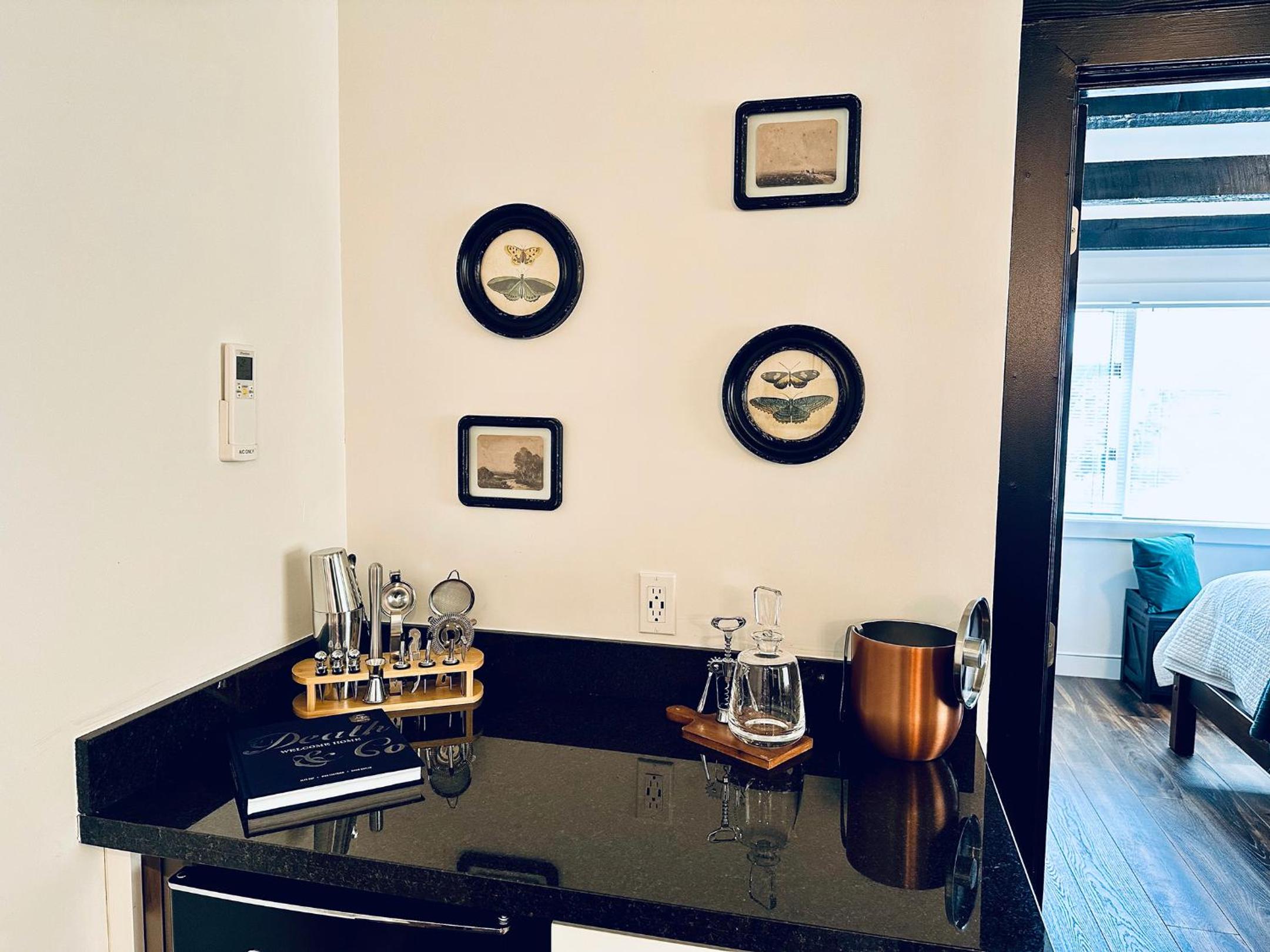 Two-Bedroom Apartment - Photo 11