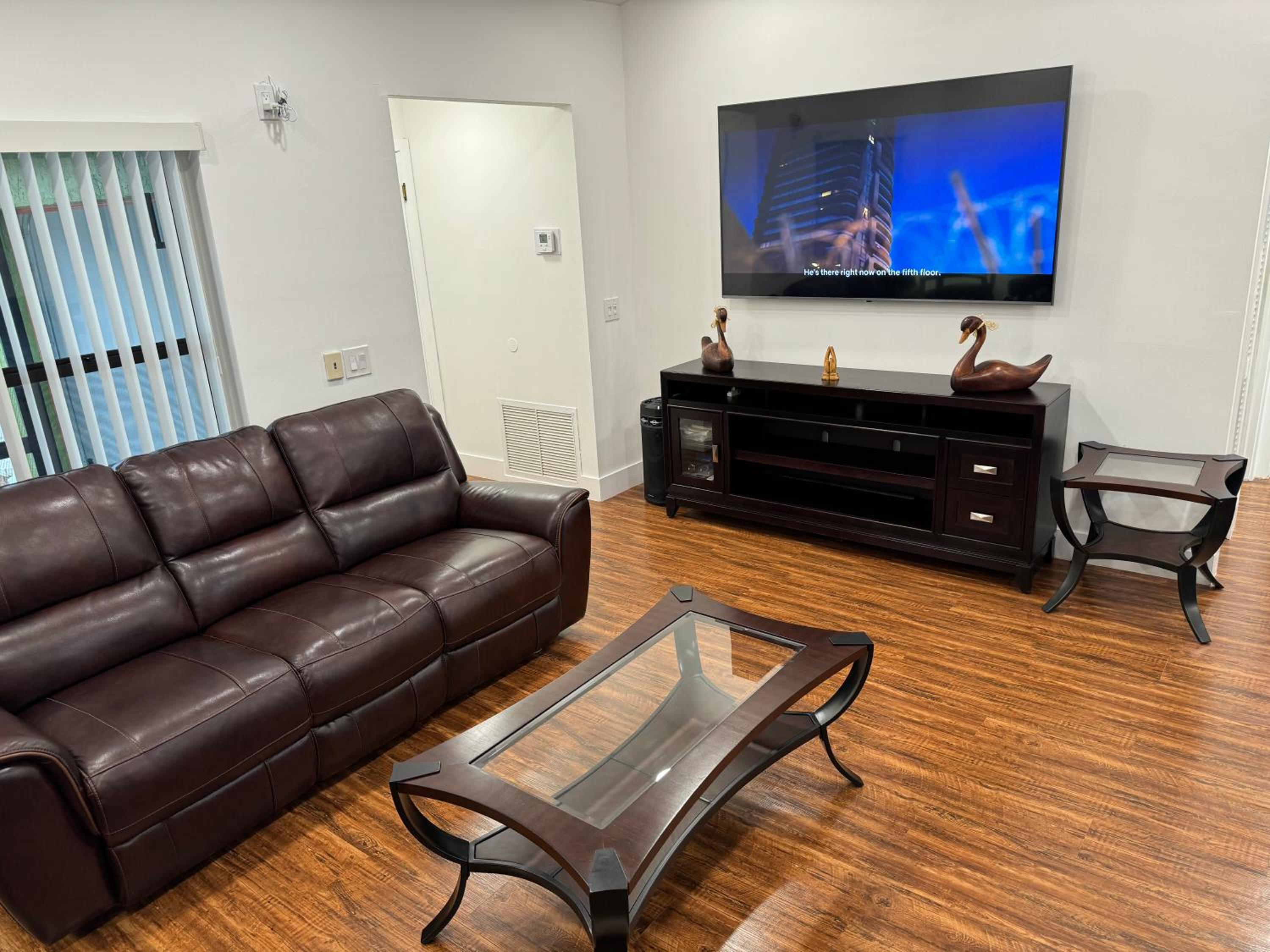 Three-Bedroom House photo 1