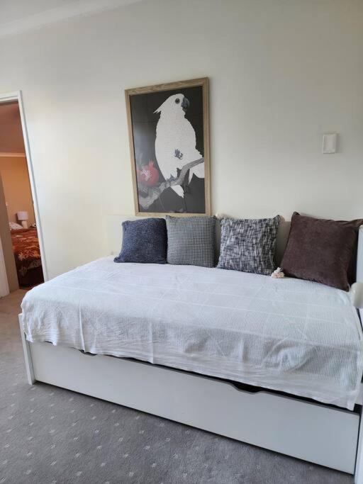 Four-Bedroom House photo 3