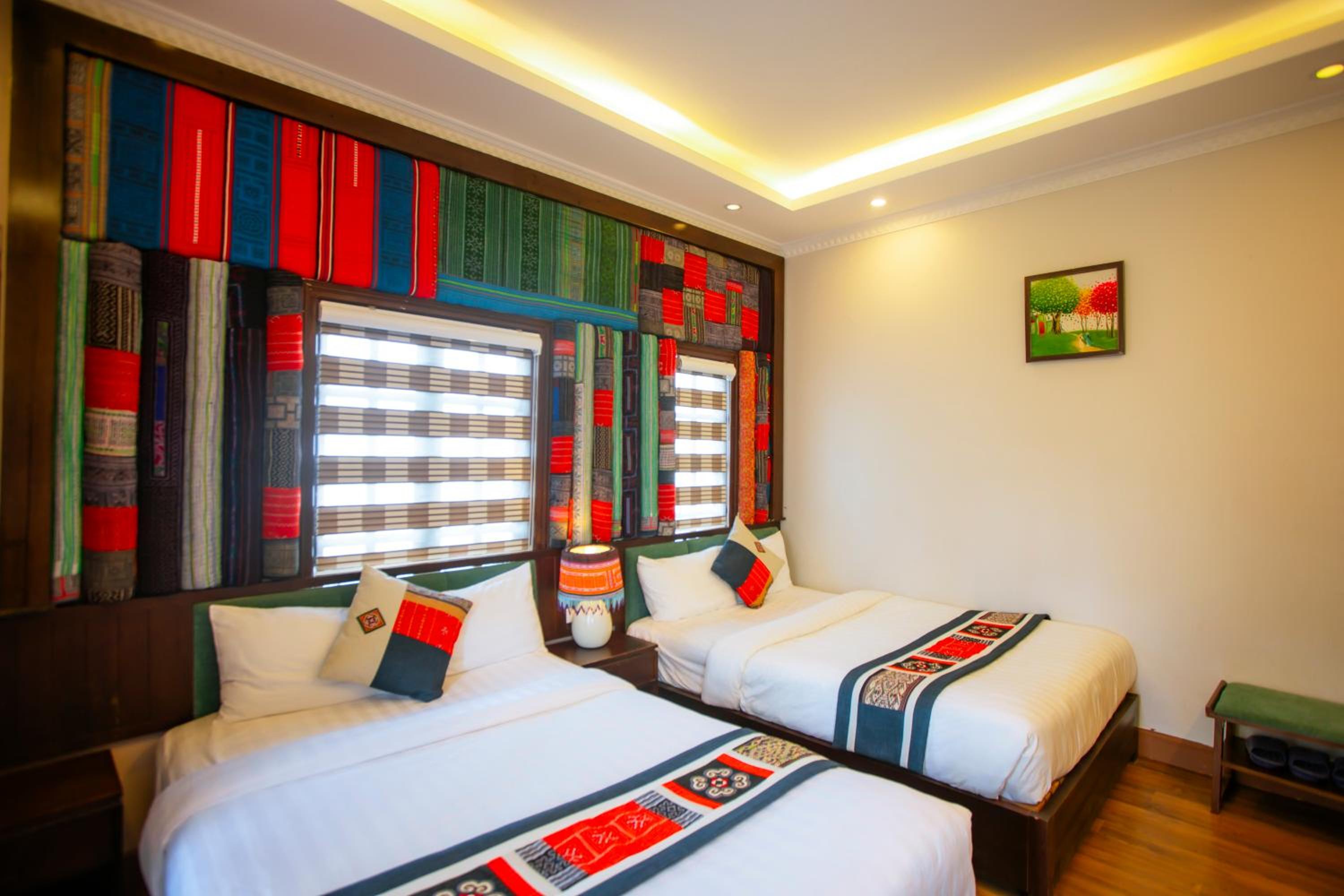 Quadruple Room with Balcony photo 2
