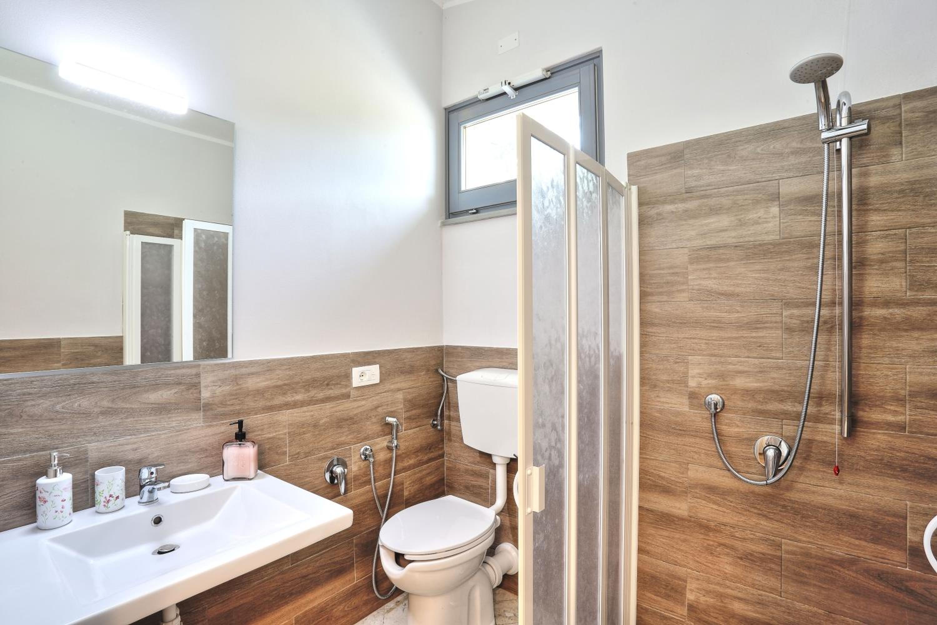 Studio Apartment photo 3
