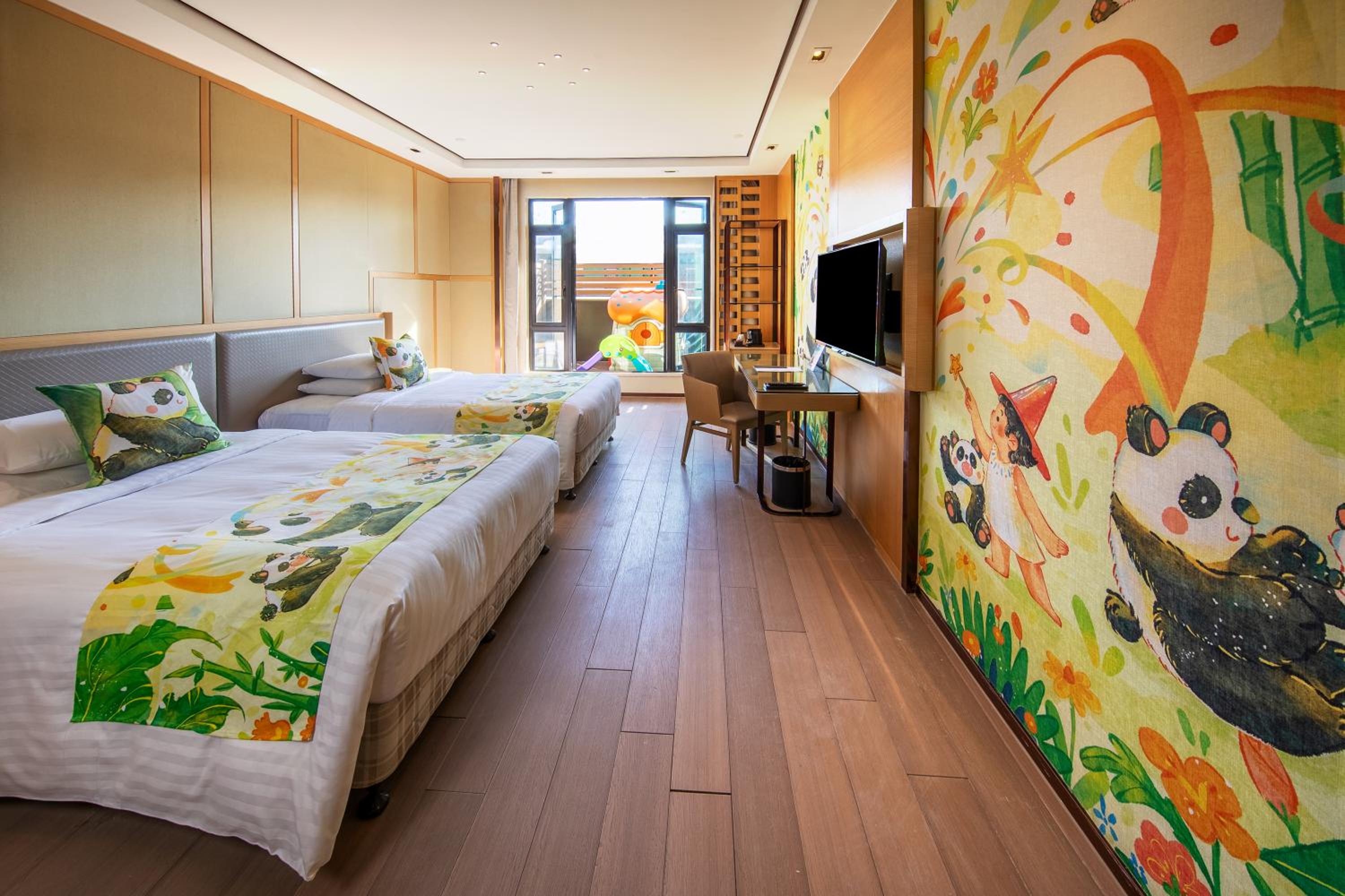 Premier Double Room with Two Double Beds and Balcony 1