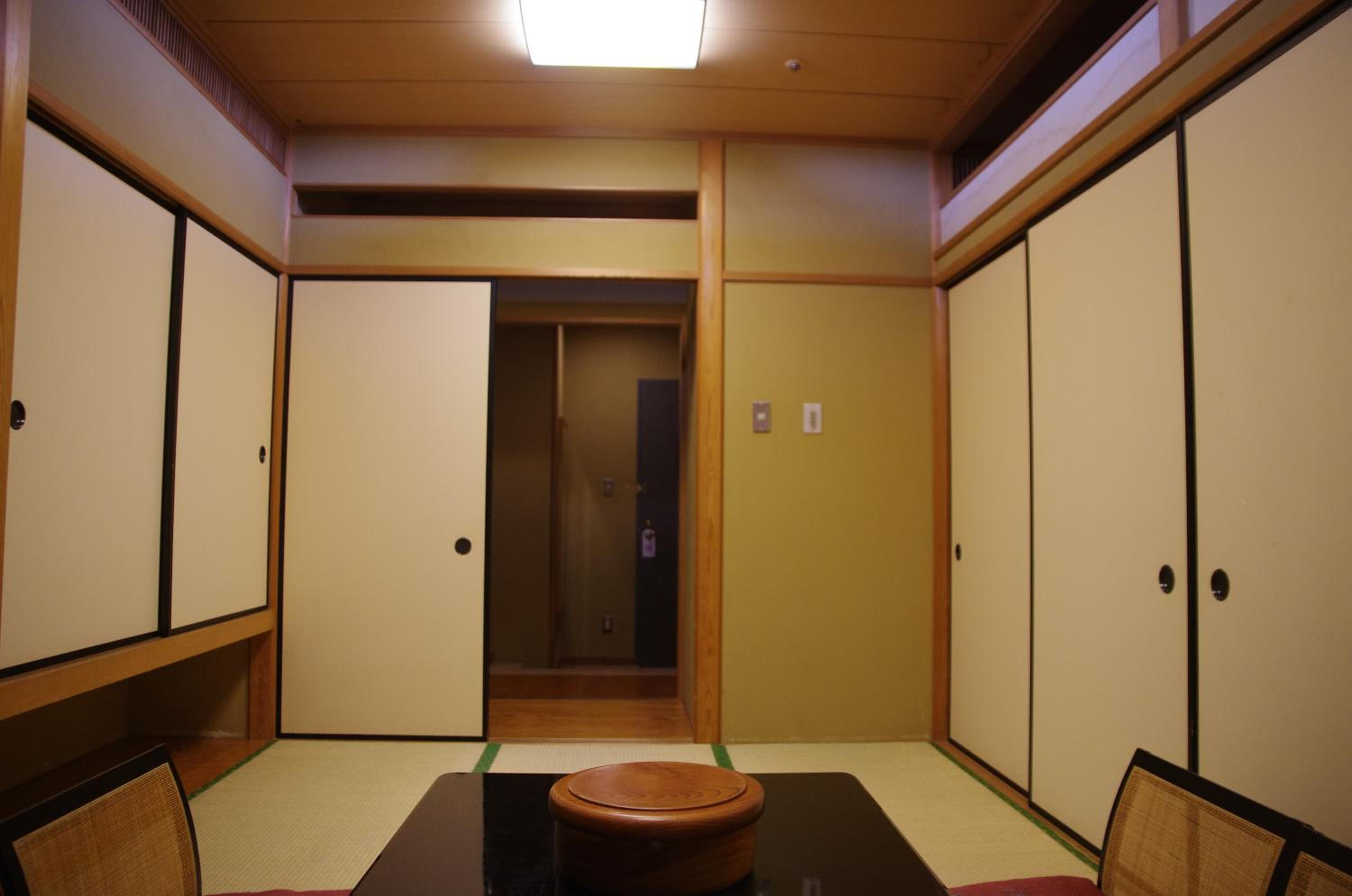 Japanese-Style Room