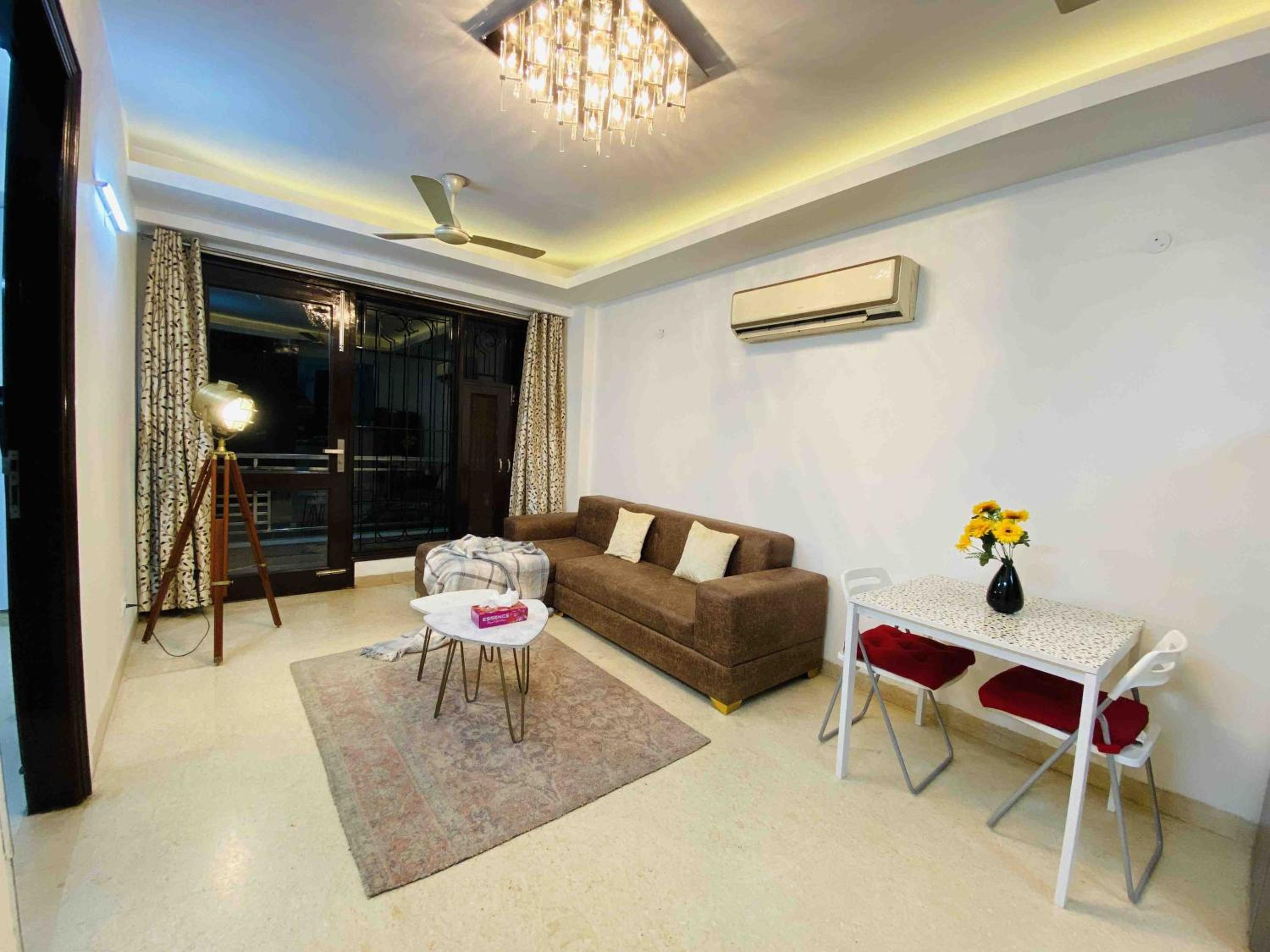 Standard One-Bedroom Apartment photo 2