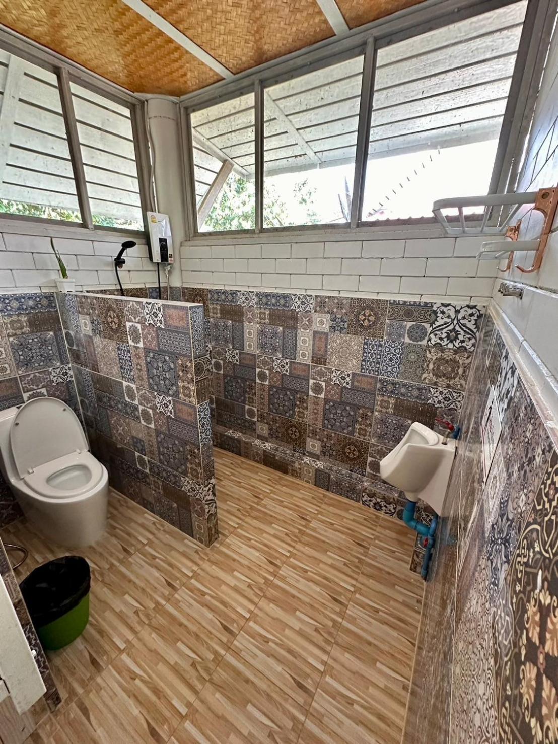 Standard Double Room - Photo 10