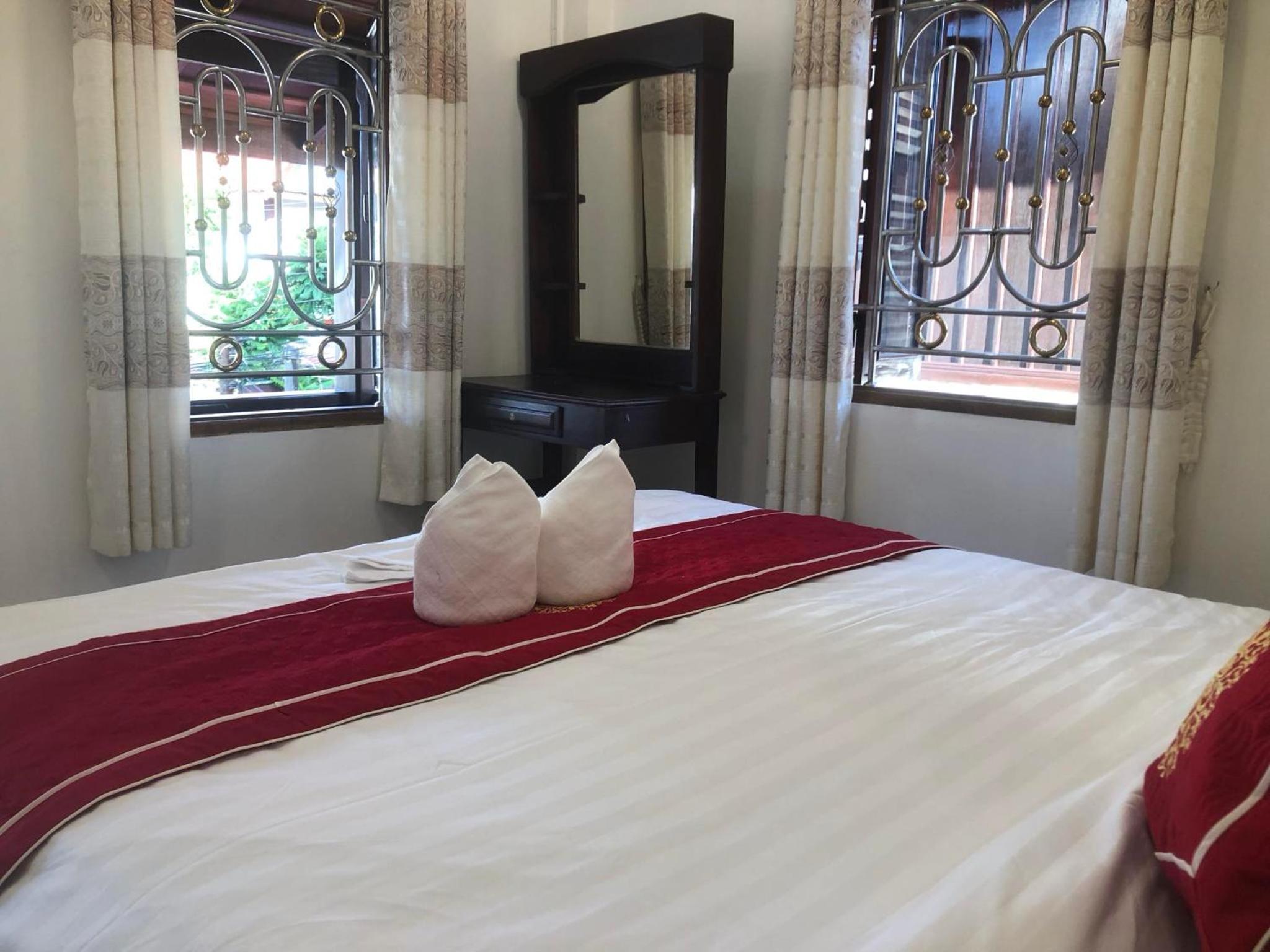 Deluxe Double Room With Balcony - Photo 2