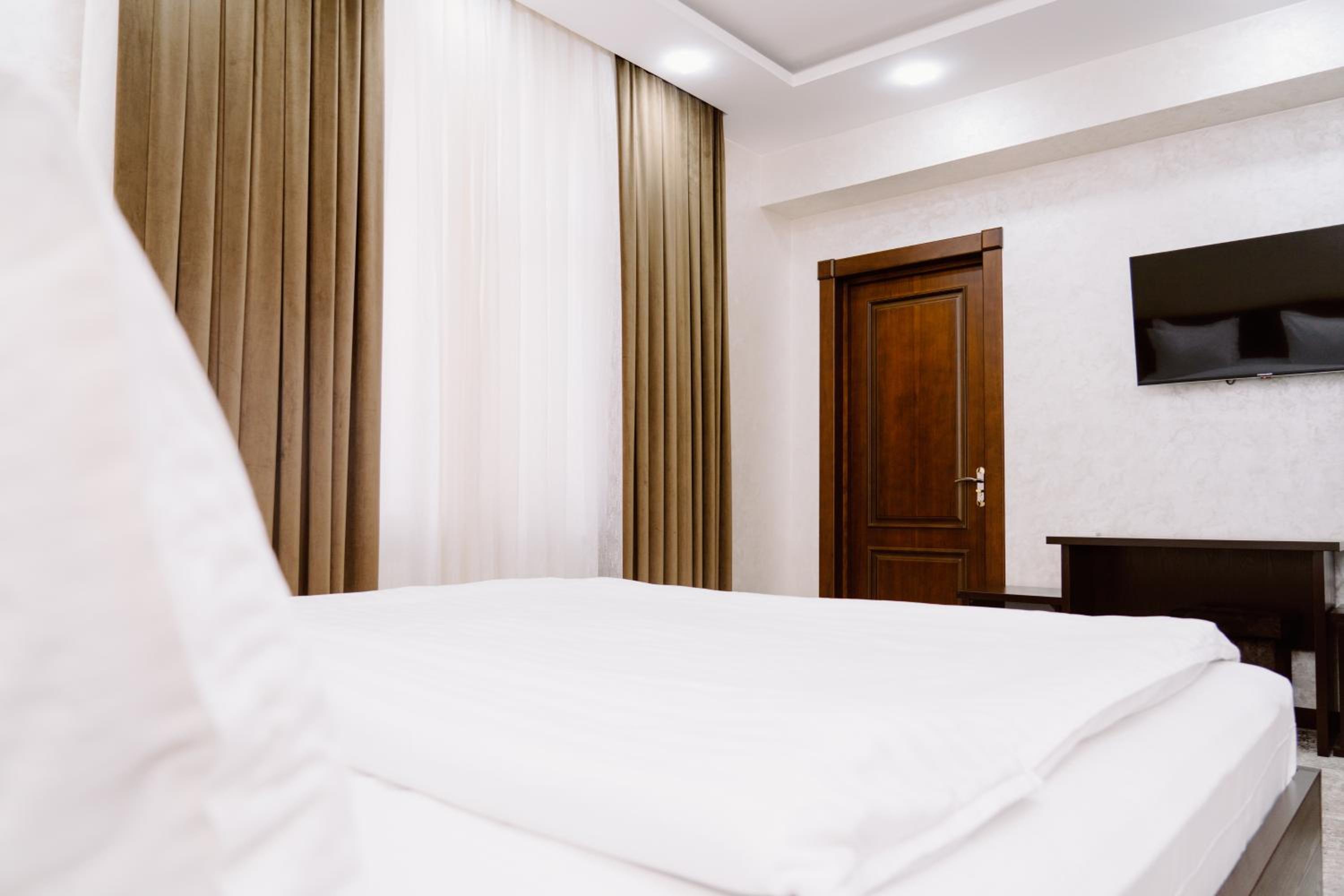 King Suite with Spa Bath