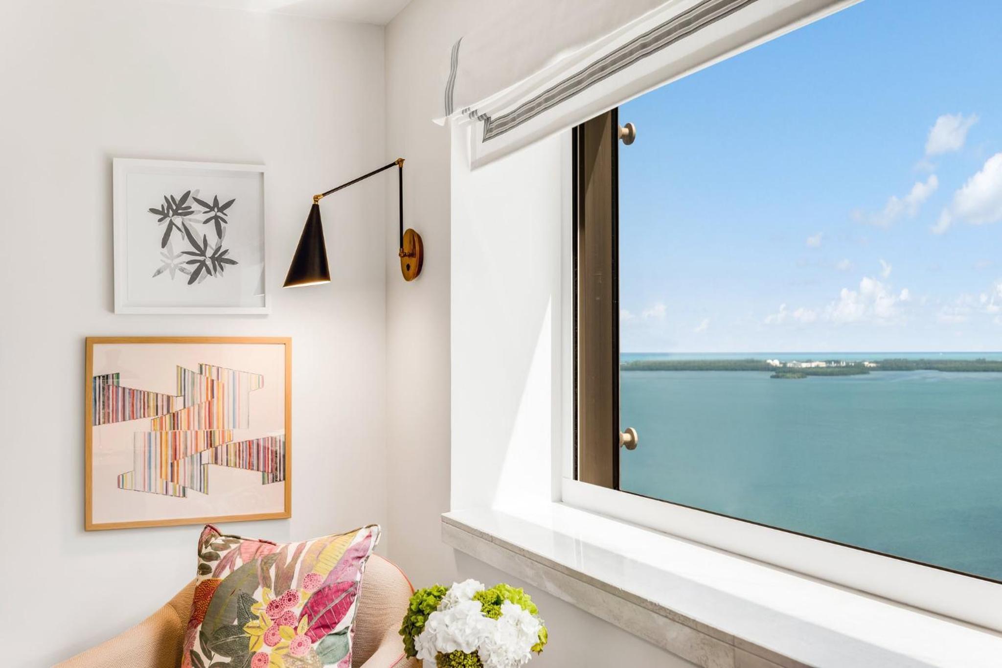 Classic Queen Room with Two Queen Beds and Partial Ocean View - Club Lounge Access