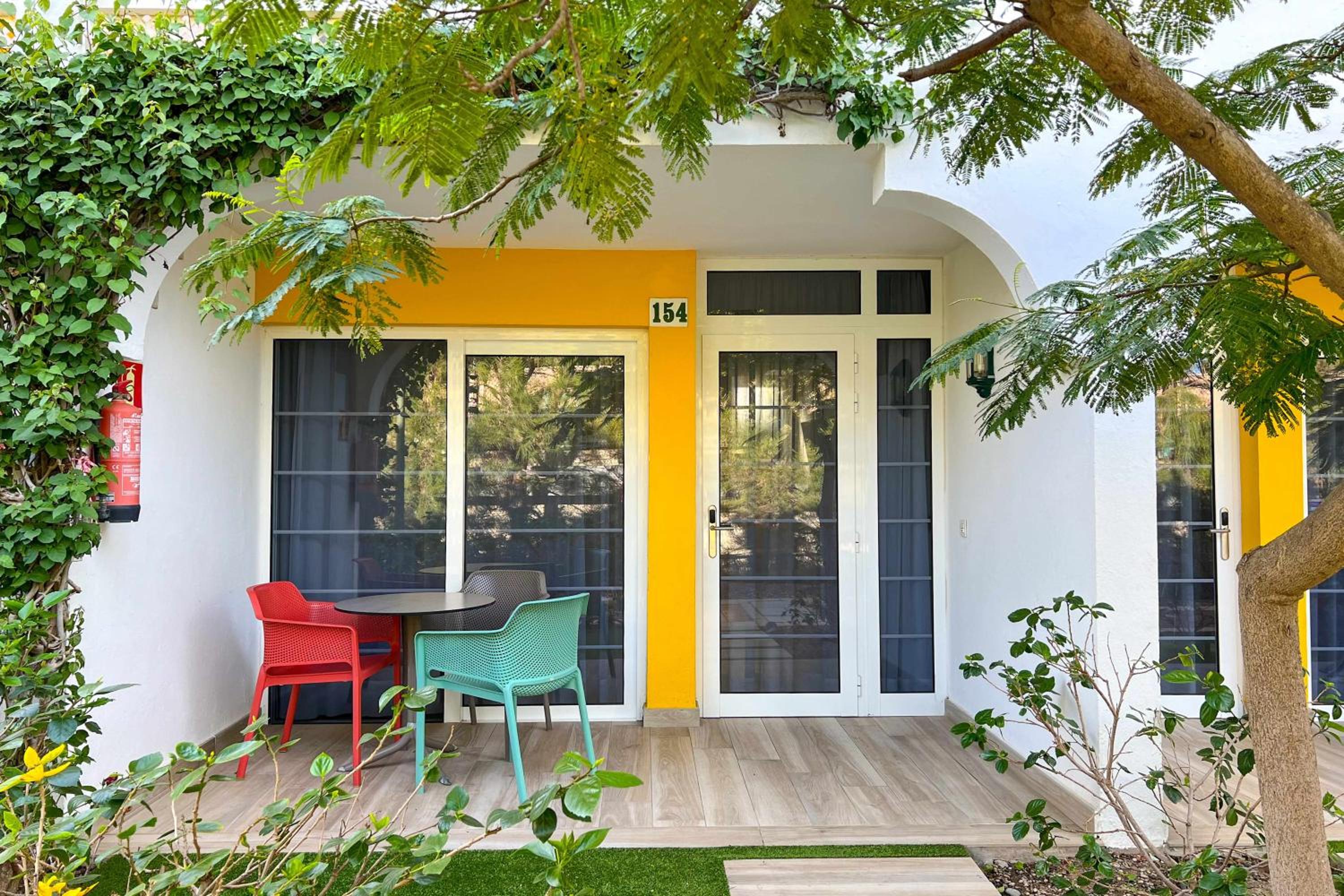 One-Bedroom Bungalow  - Photo 8