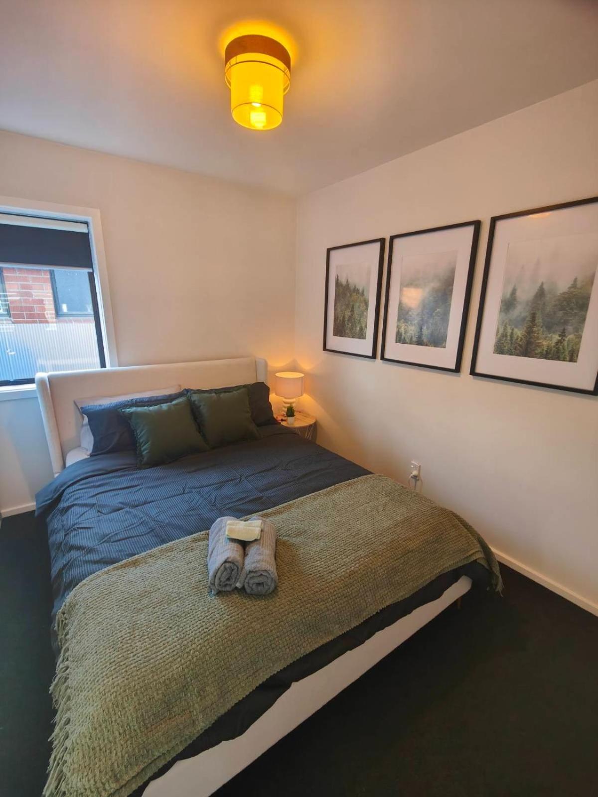 Three-Bedroom House photo 1