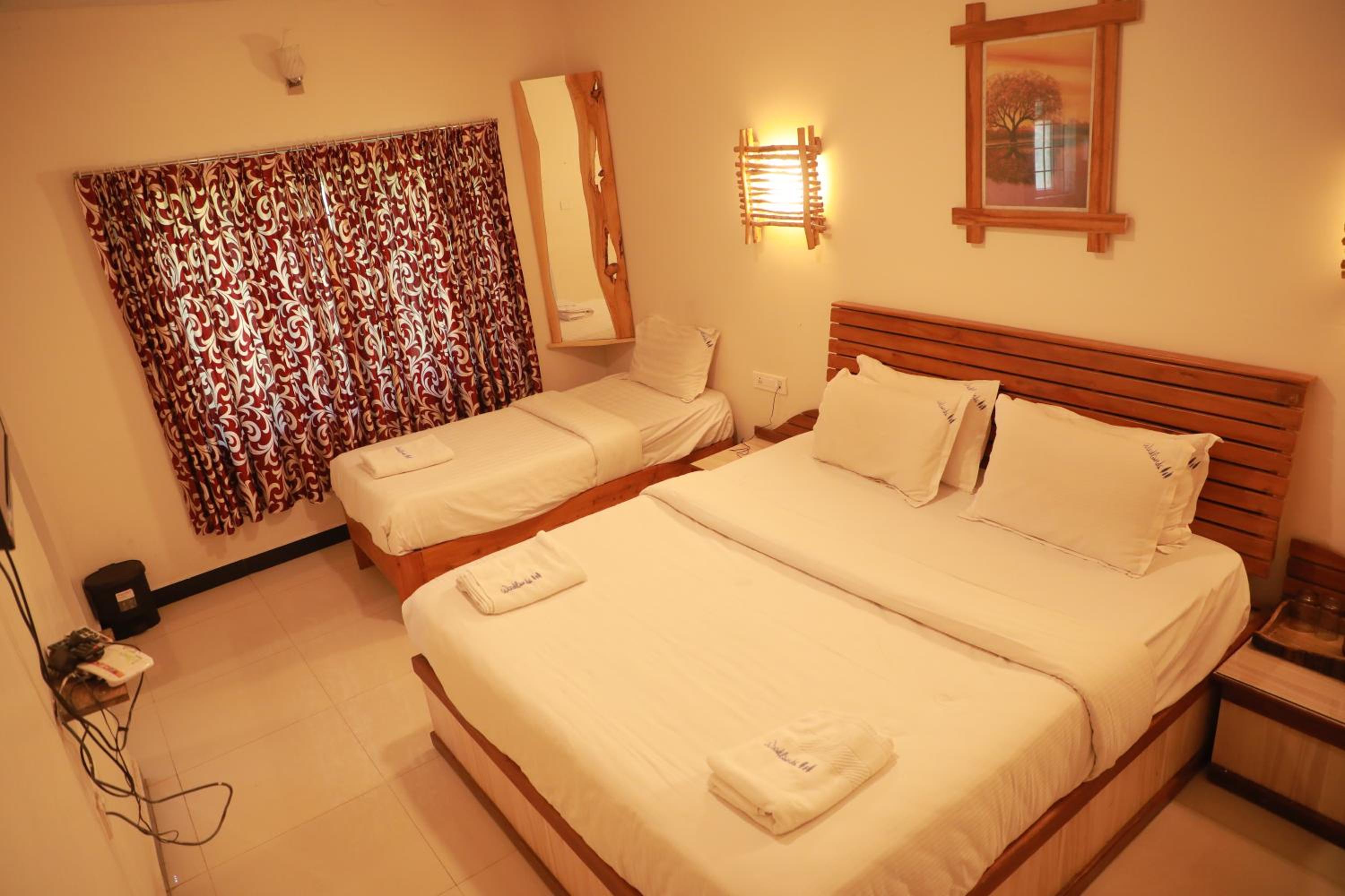 Deluxe Triple Room photo 3
