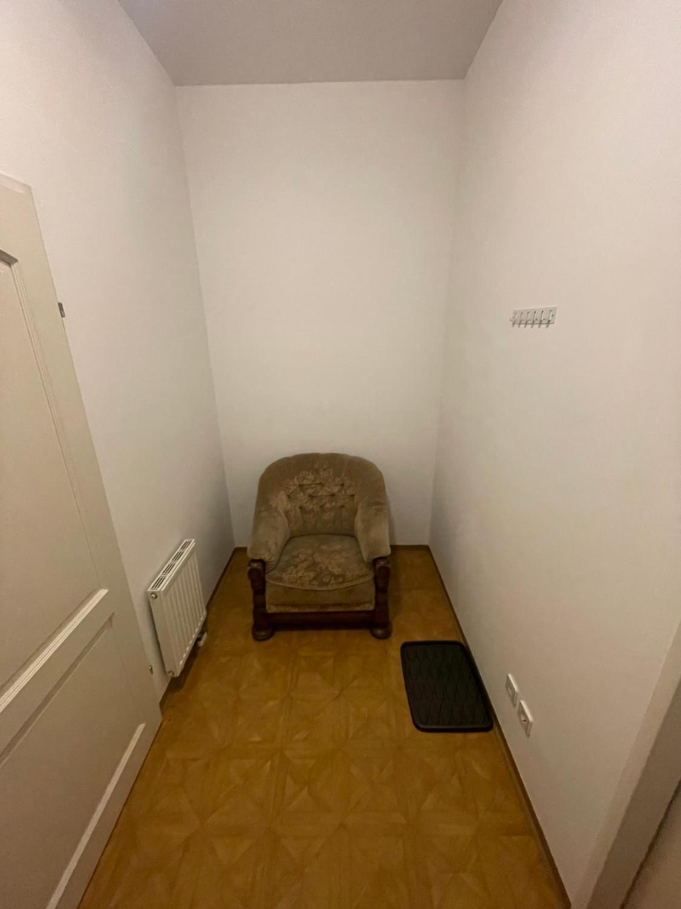 Family Room photo 3