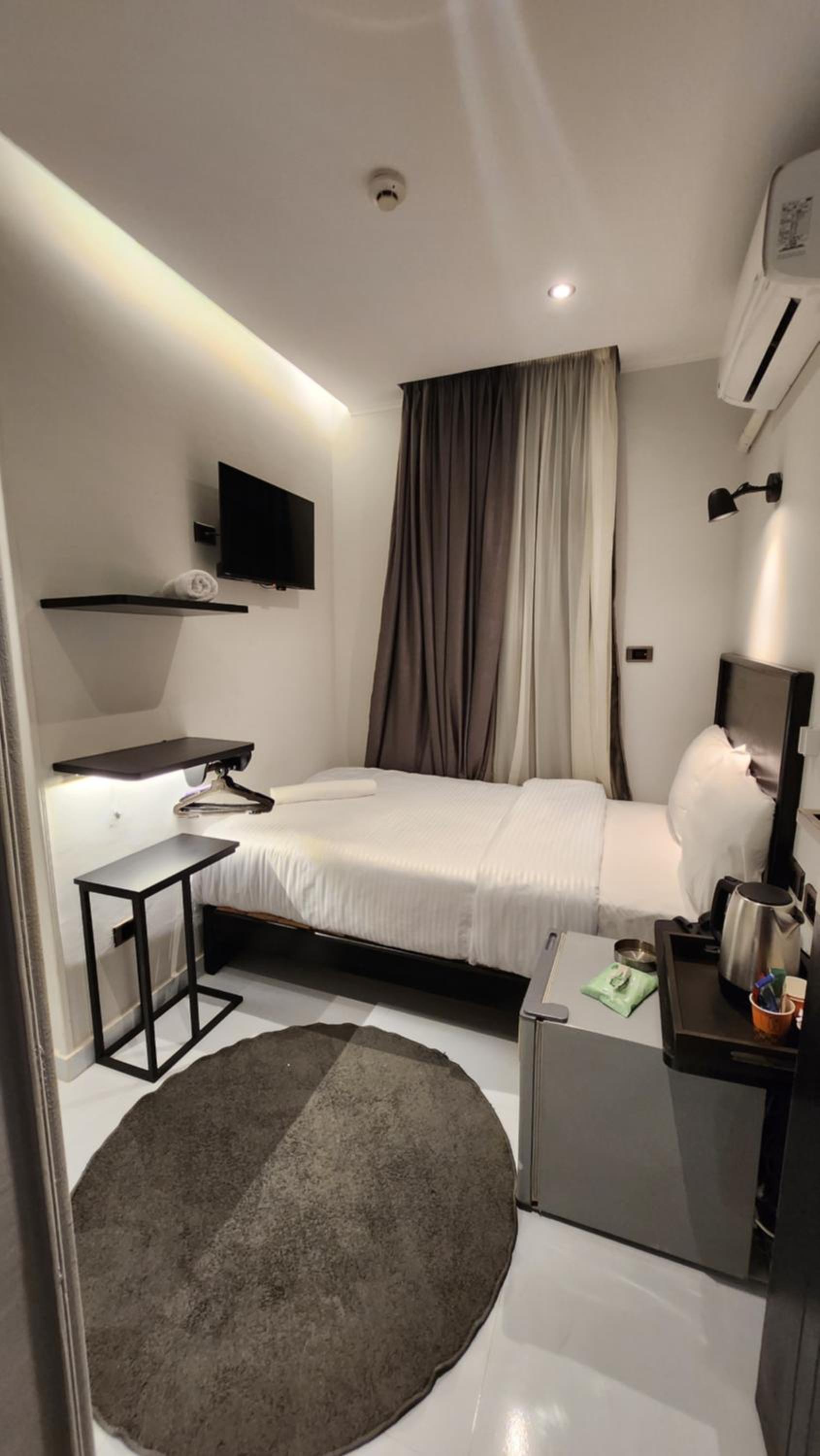 Deluxe Single Room