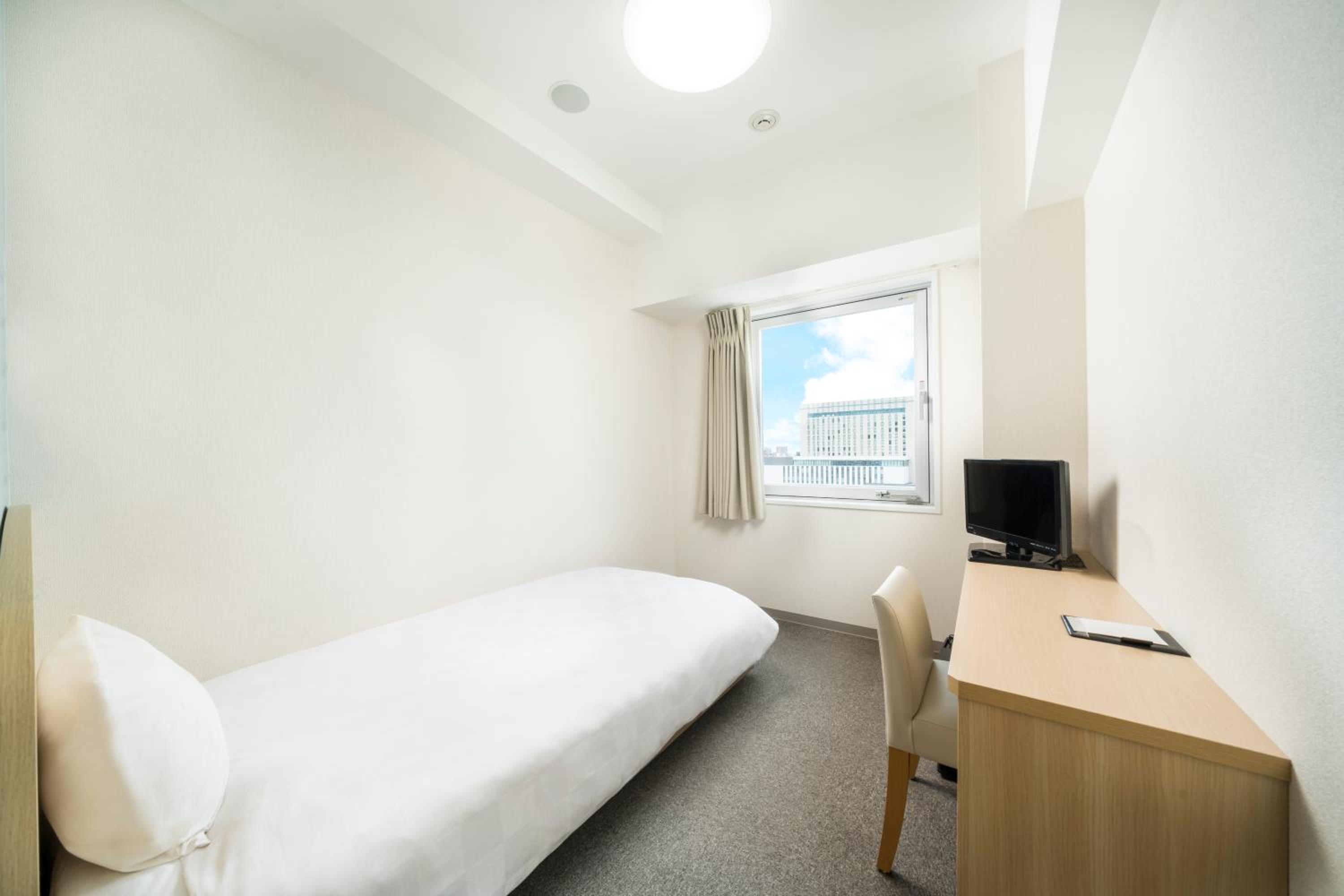 Single Room - Non-Smoking photo 1