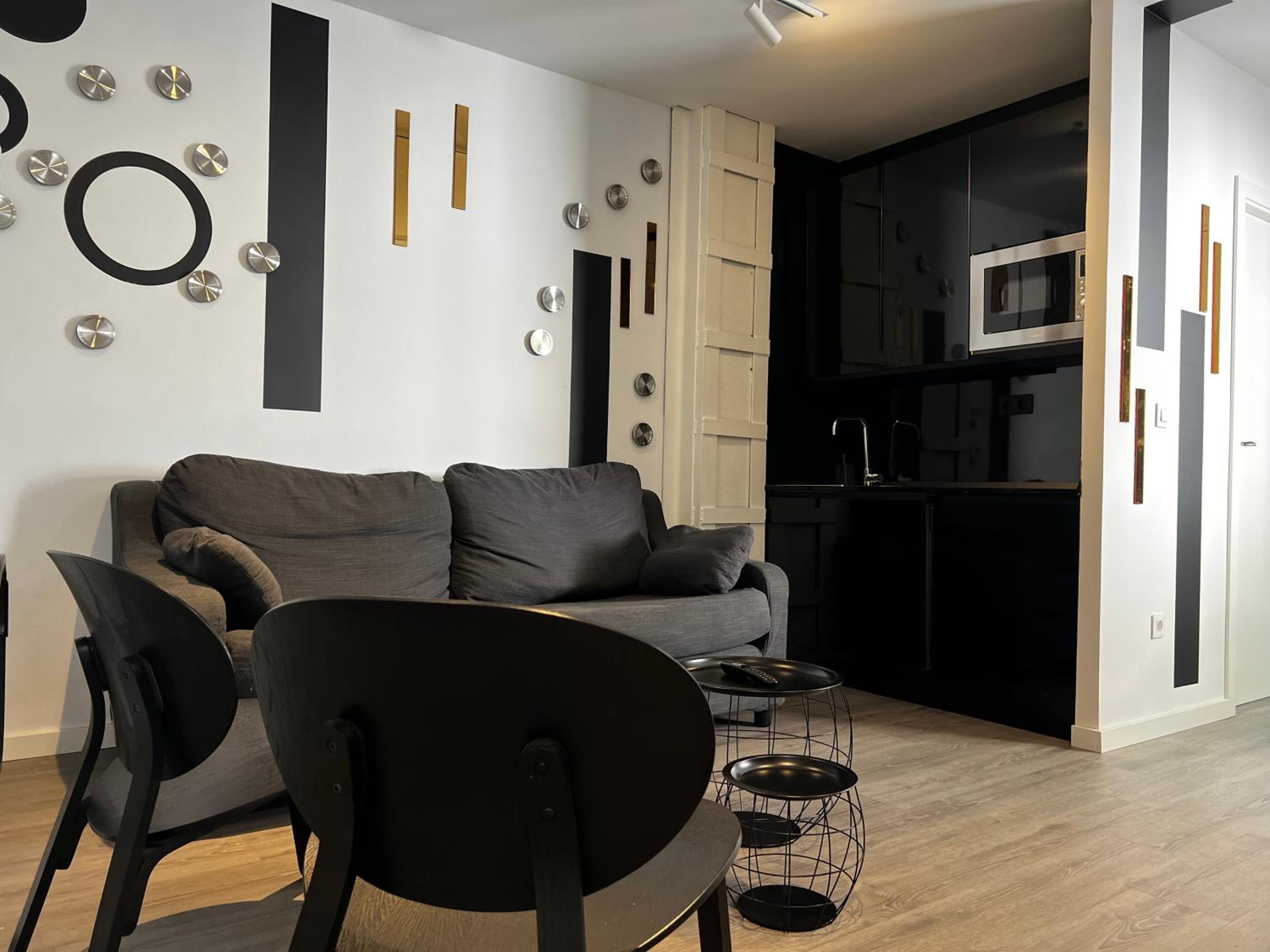 Single Bed In 6-Bed Dormitory Room