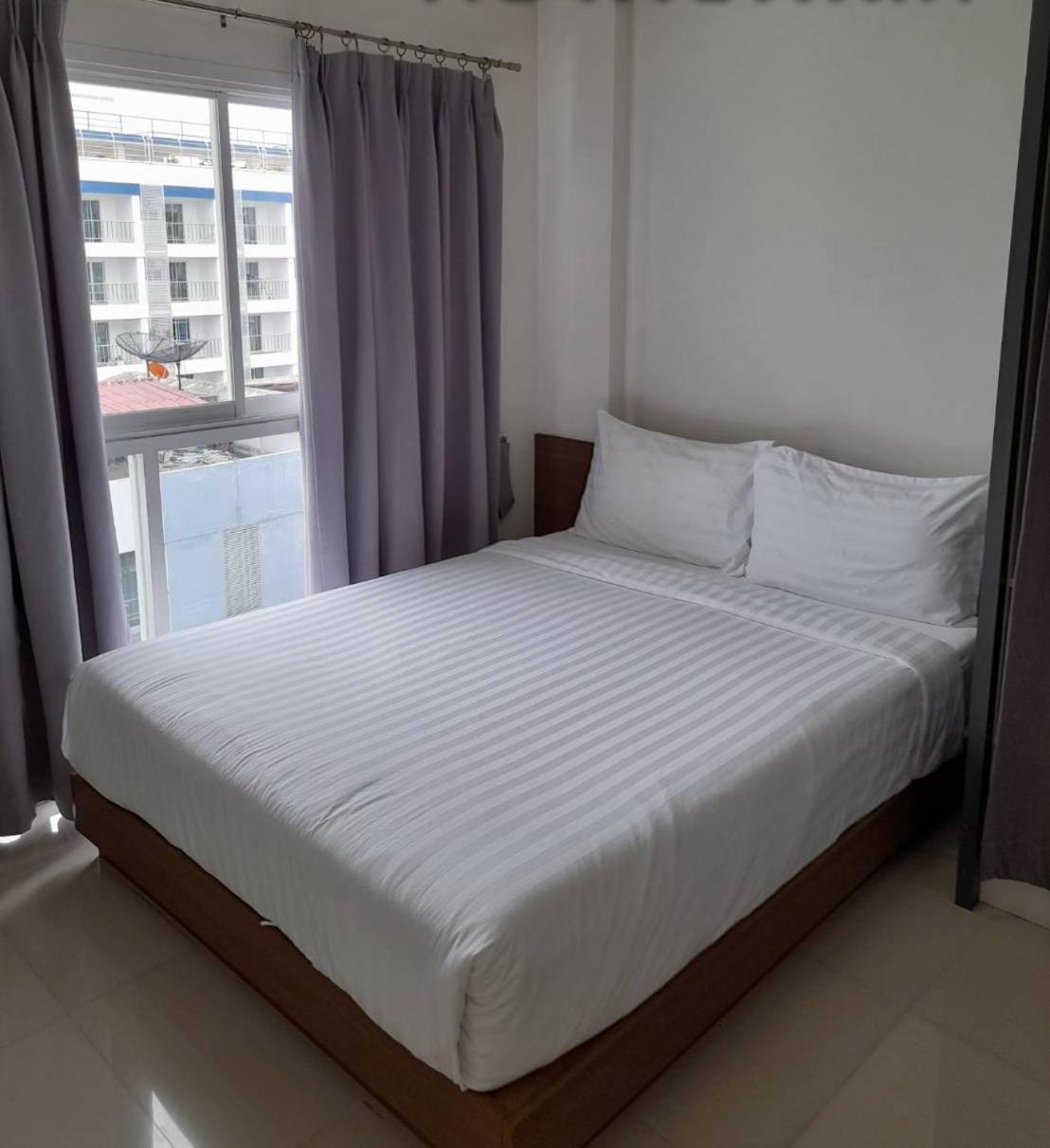 Superior Suite - Photo 8