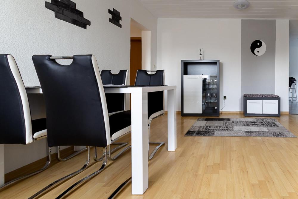 Apartment with Terrace photo 2