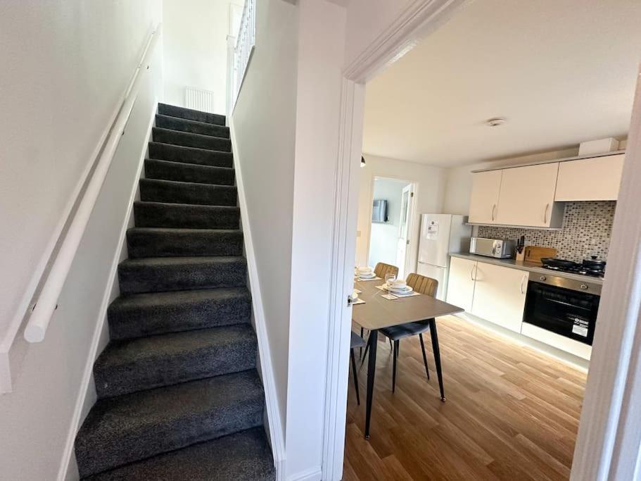 Two-Bedroom House photo 2