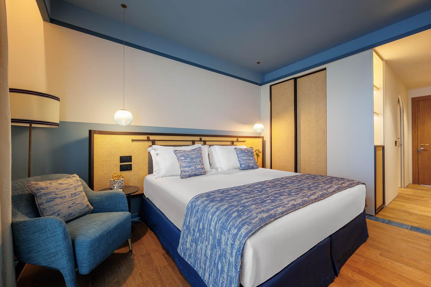 Superior King Room with Garden View