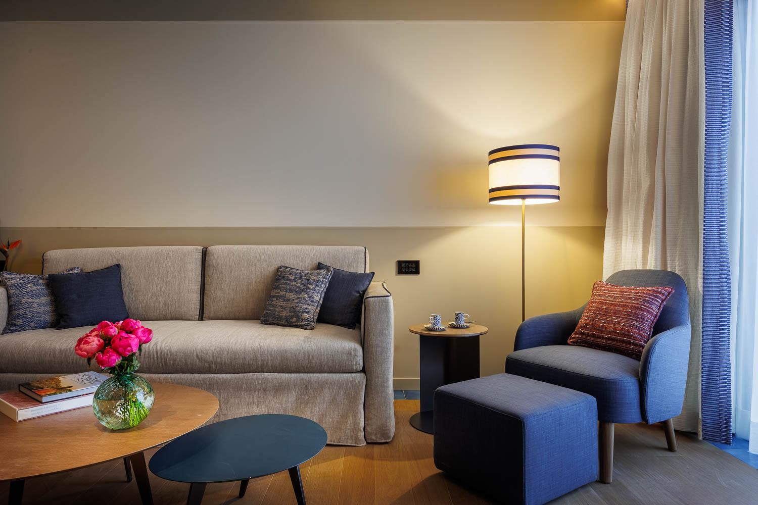 One-Bedroom Suite thumbnail 6