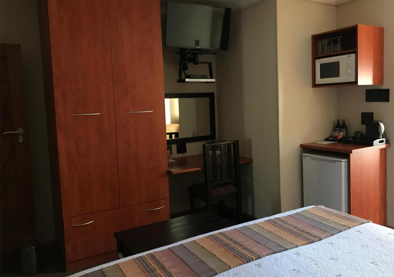Deluxe Double Room photo 3