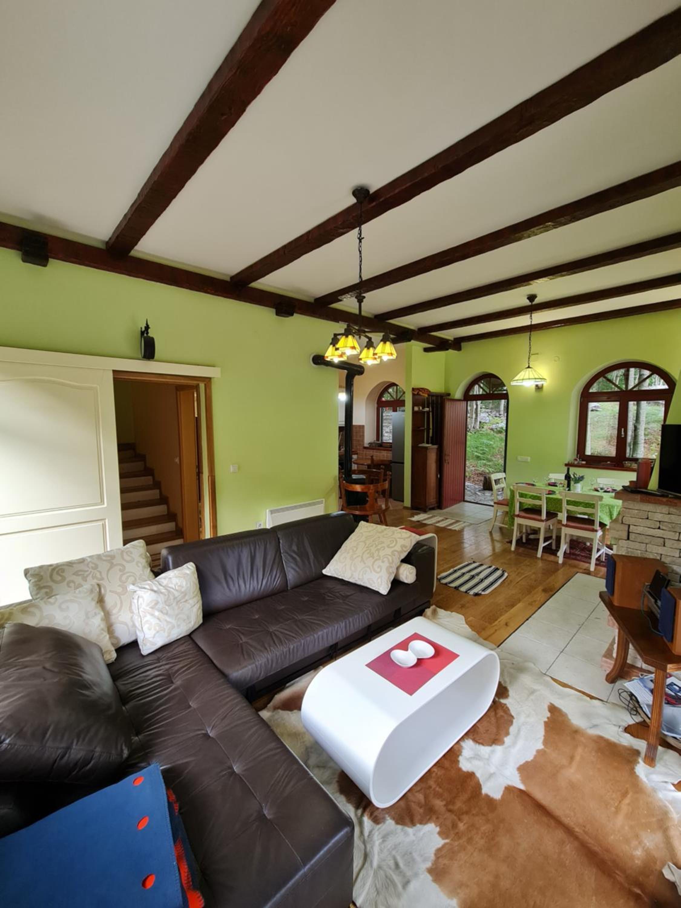 Three-Bedroom House photo 3