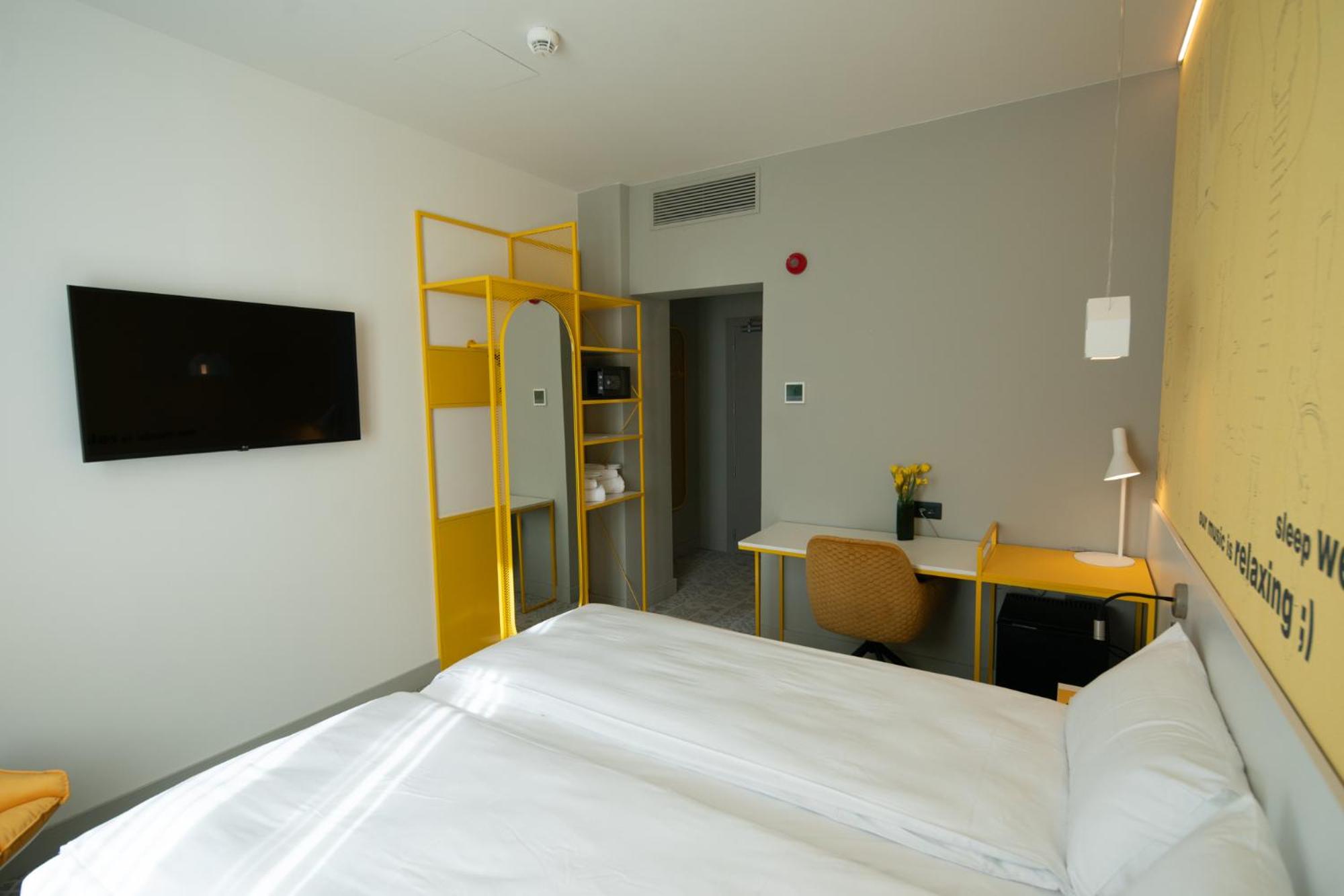Superior Room with Two Zip-Beds - Photo 9