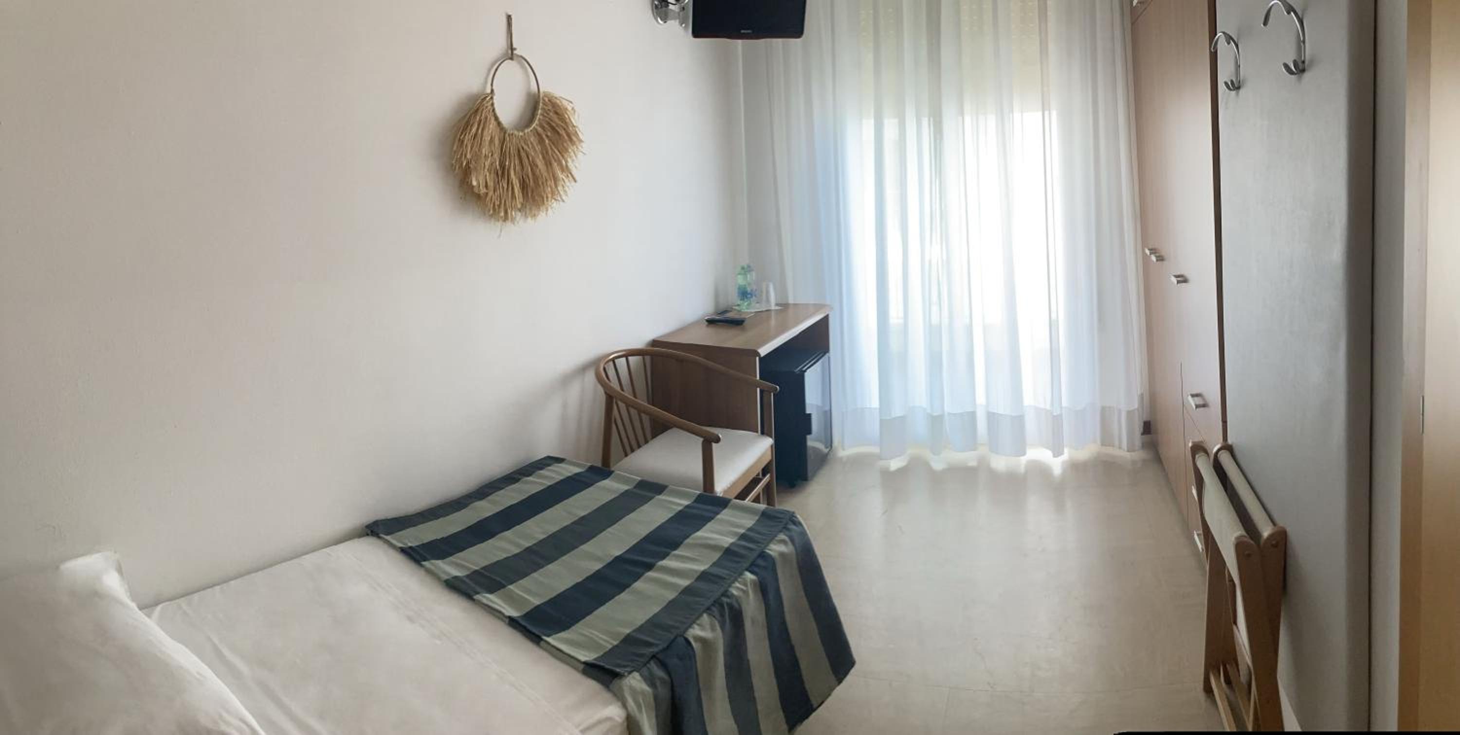 Single Room with Lateral Sea View photo 1