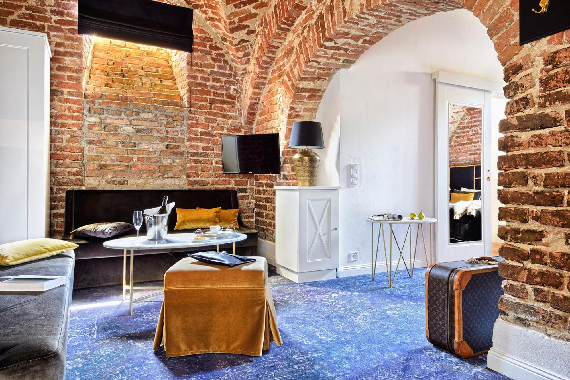 Apartment with historic brick photo 3