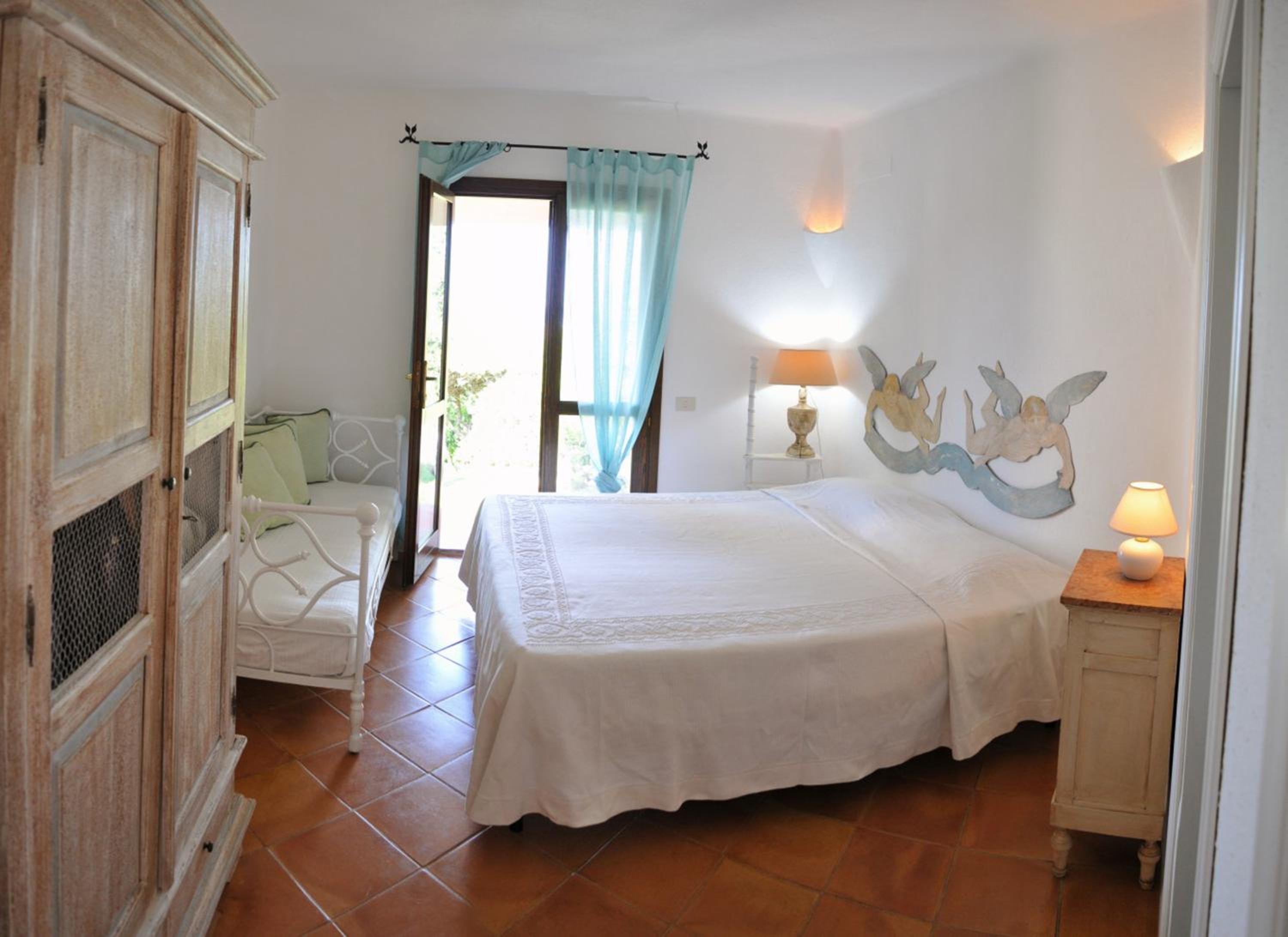 Three-Bedroom Villa photo 1