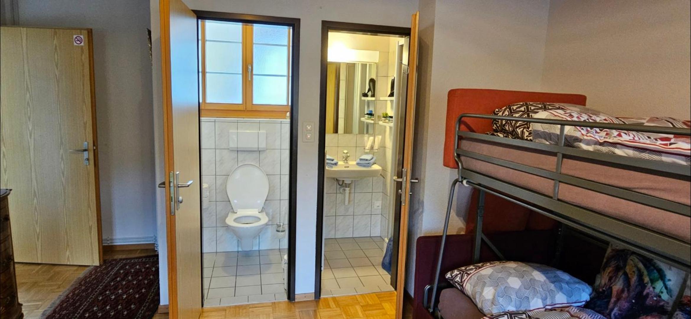 Family Room with Private Bathroom - Photo 6