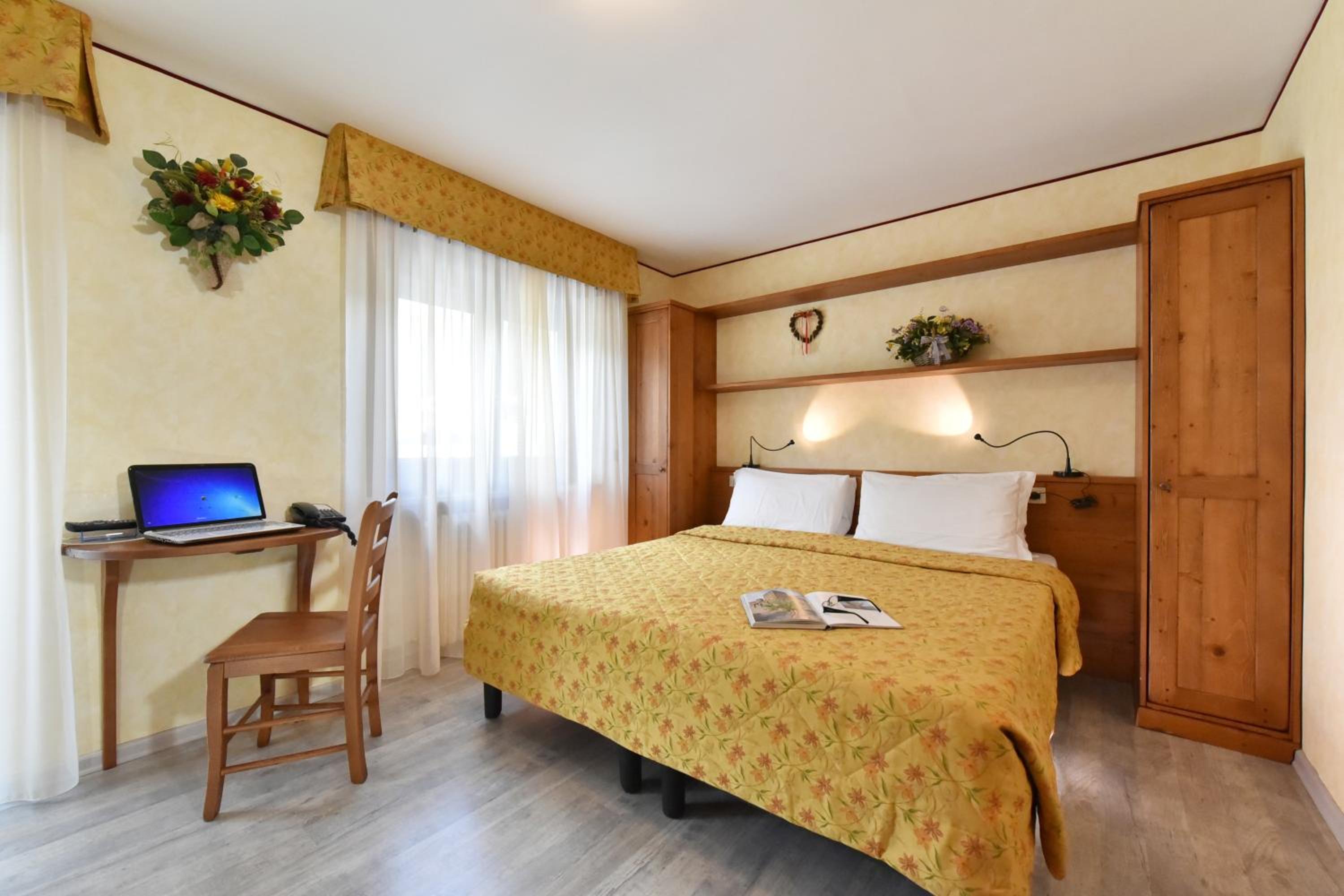 Triple Room with Balcony photo 2