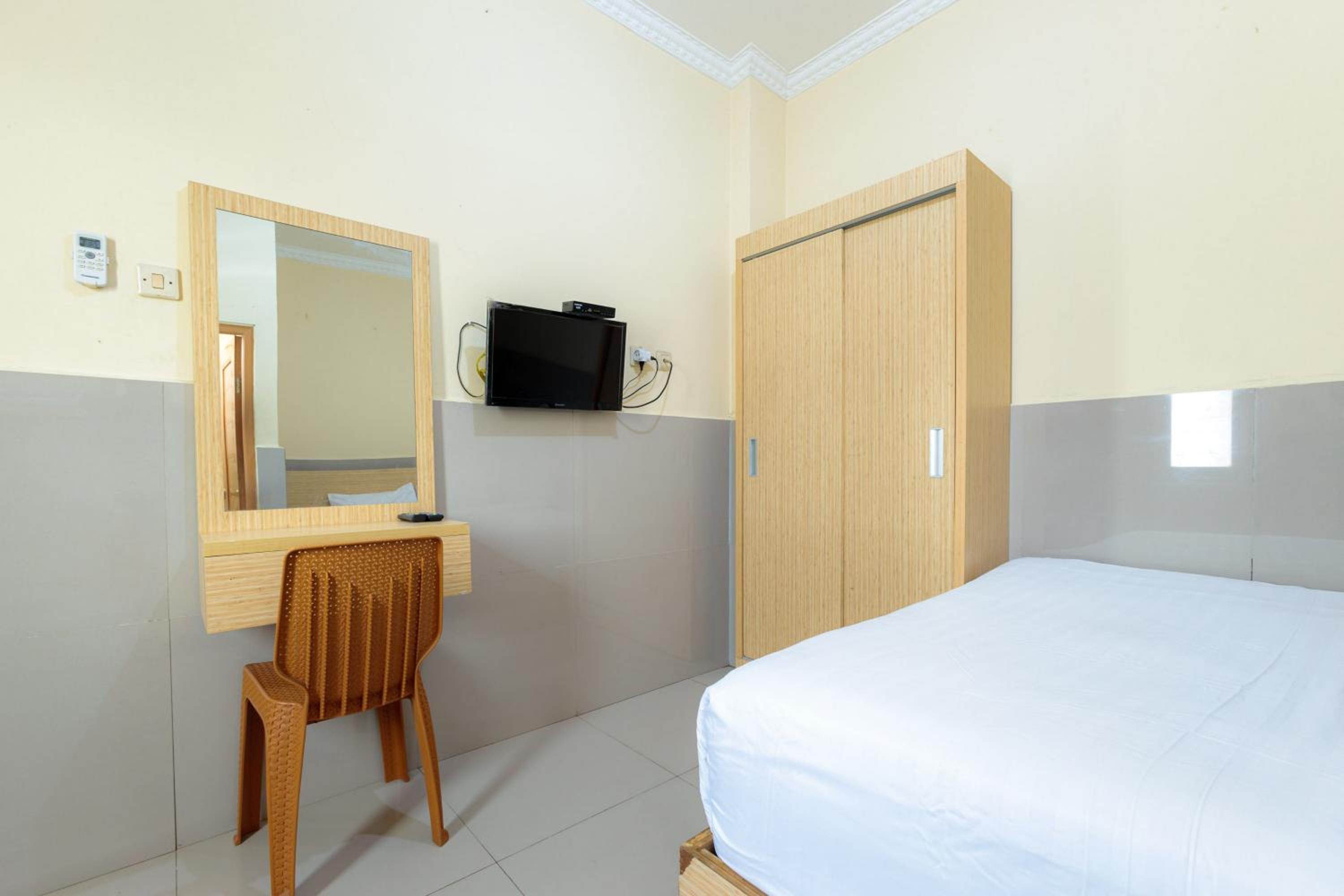 Deluxe Double Room - Photo 7