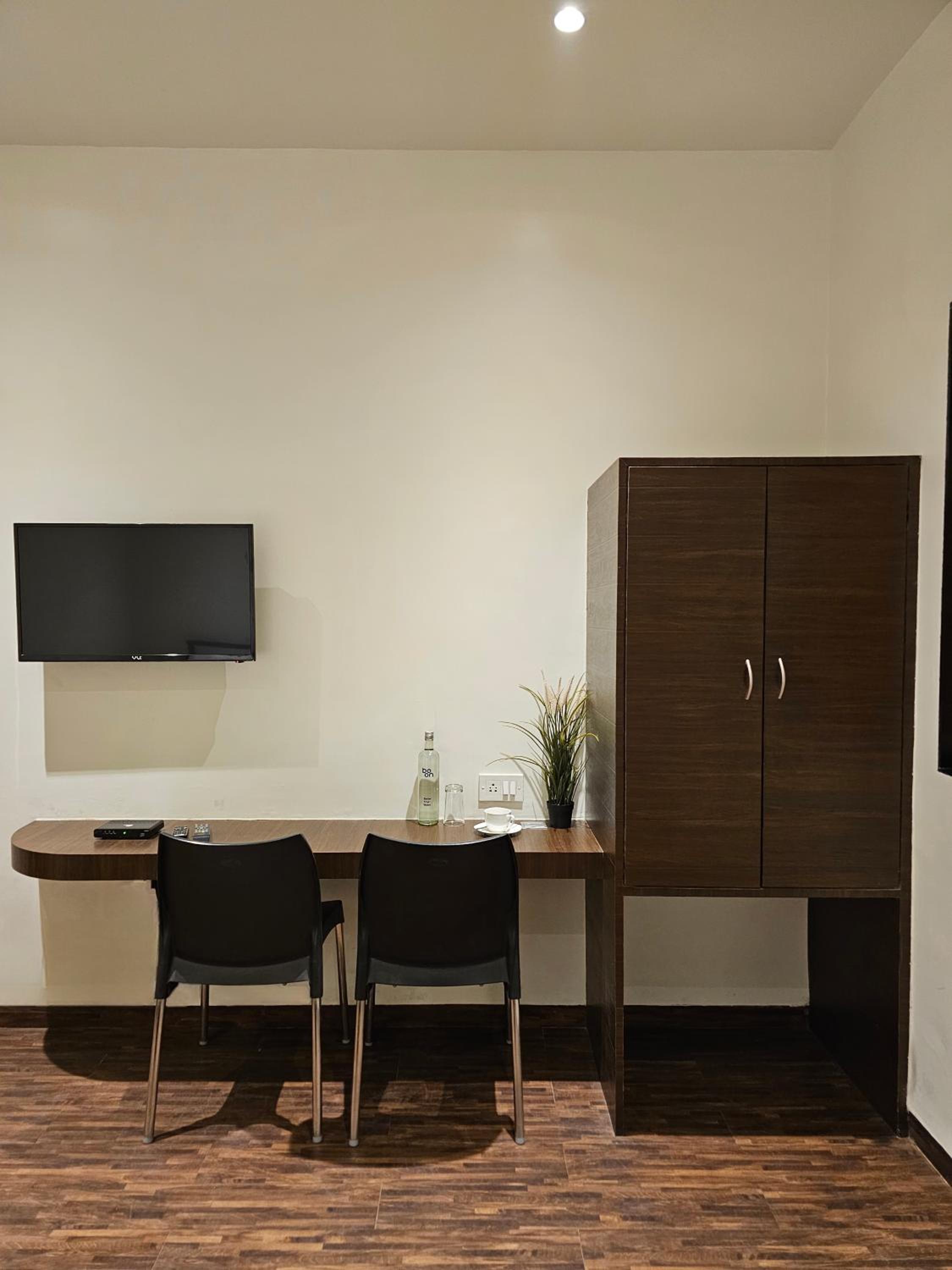 Deluxe Double or Twin Room, photo 7
