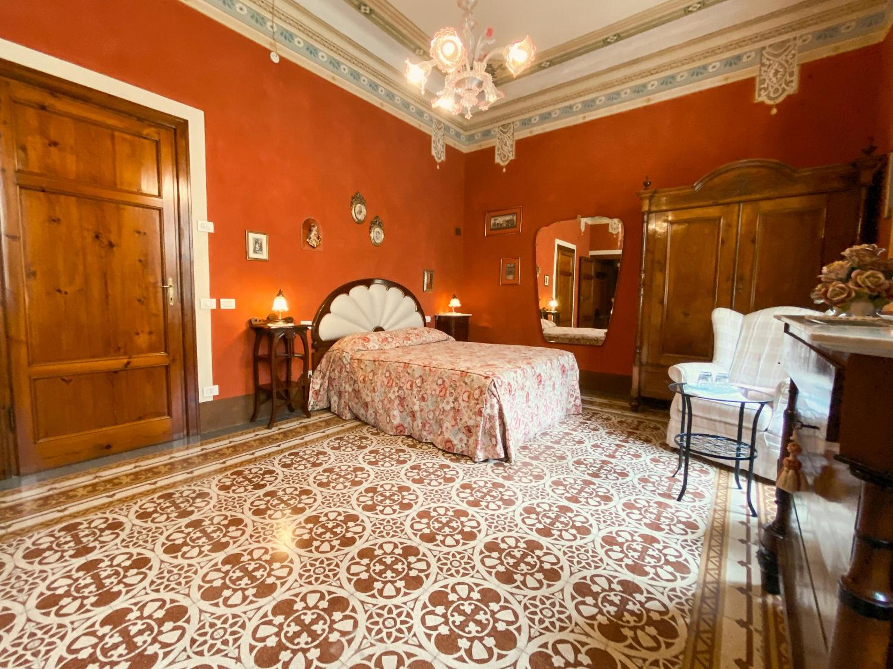 Deluxe Triple Room photo 1