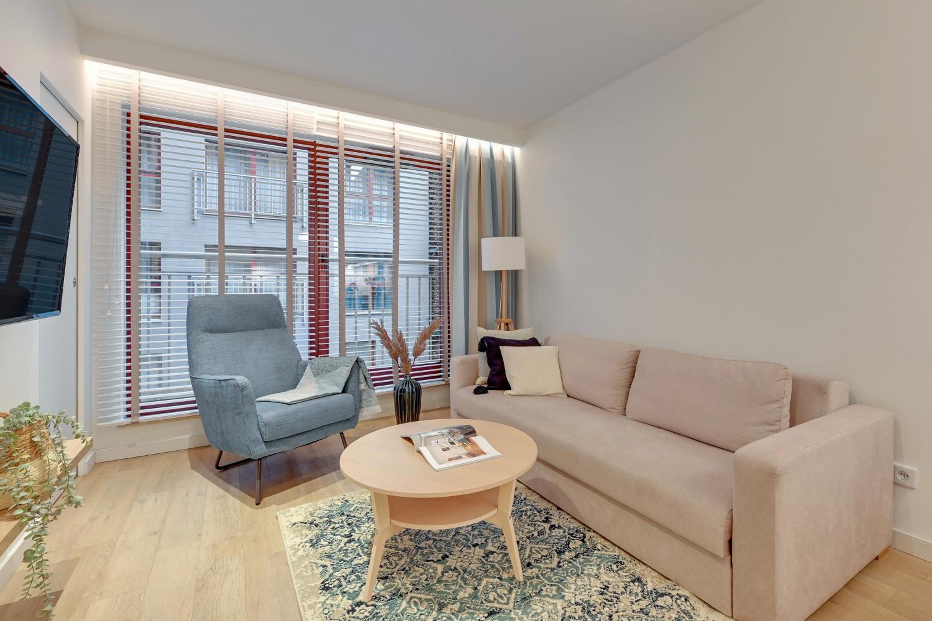 One-Bedroom Apartment