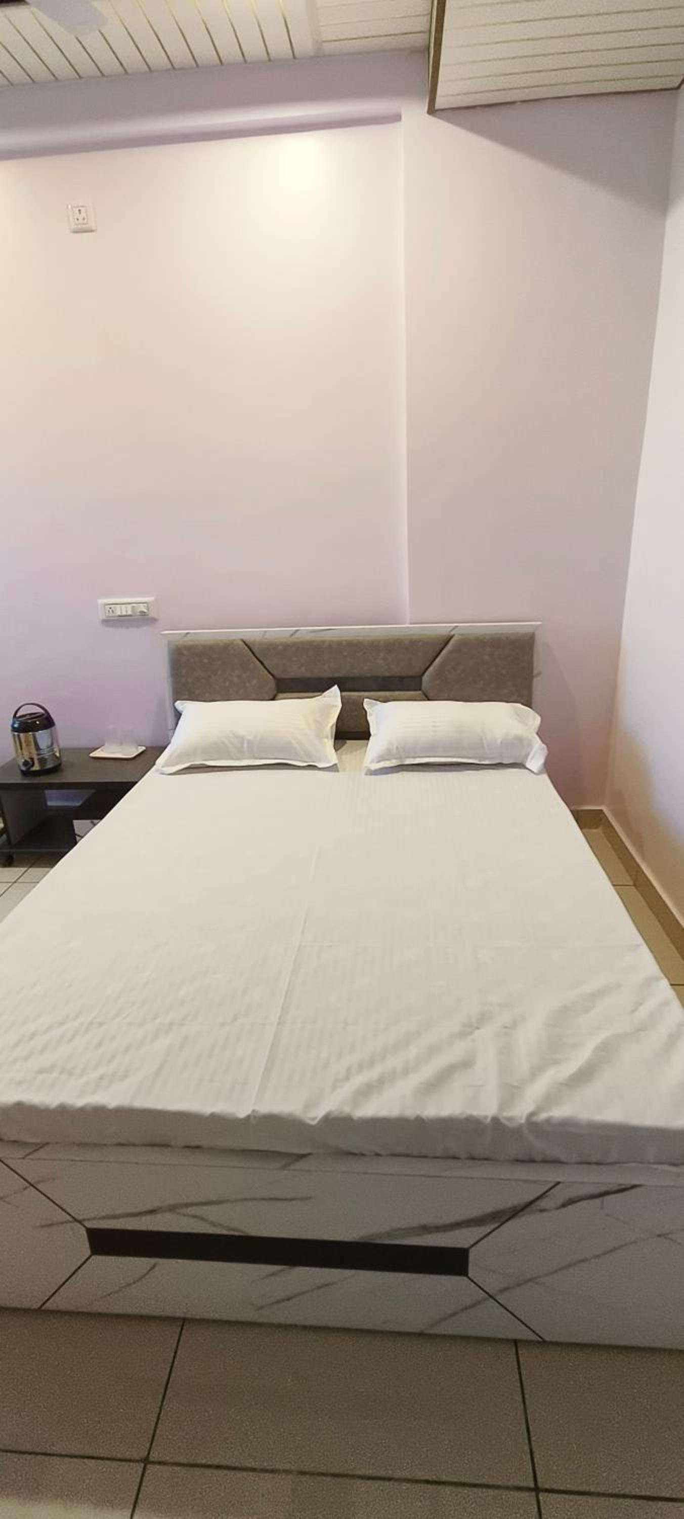 Standard Double Room With Fan photo 1