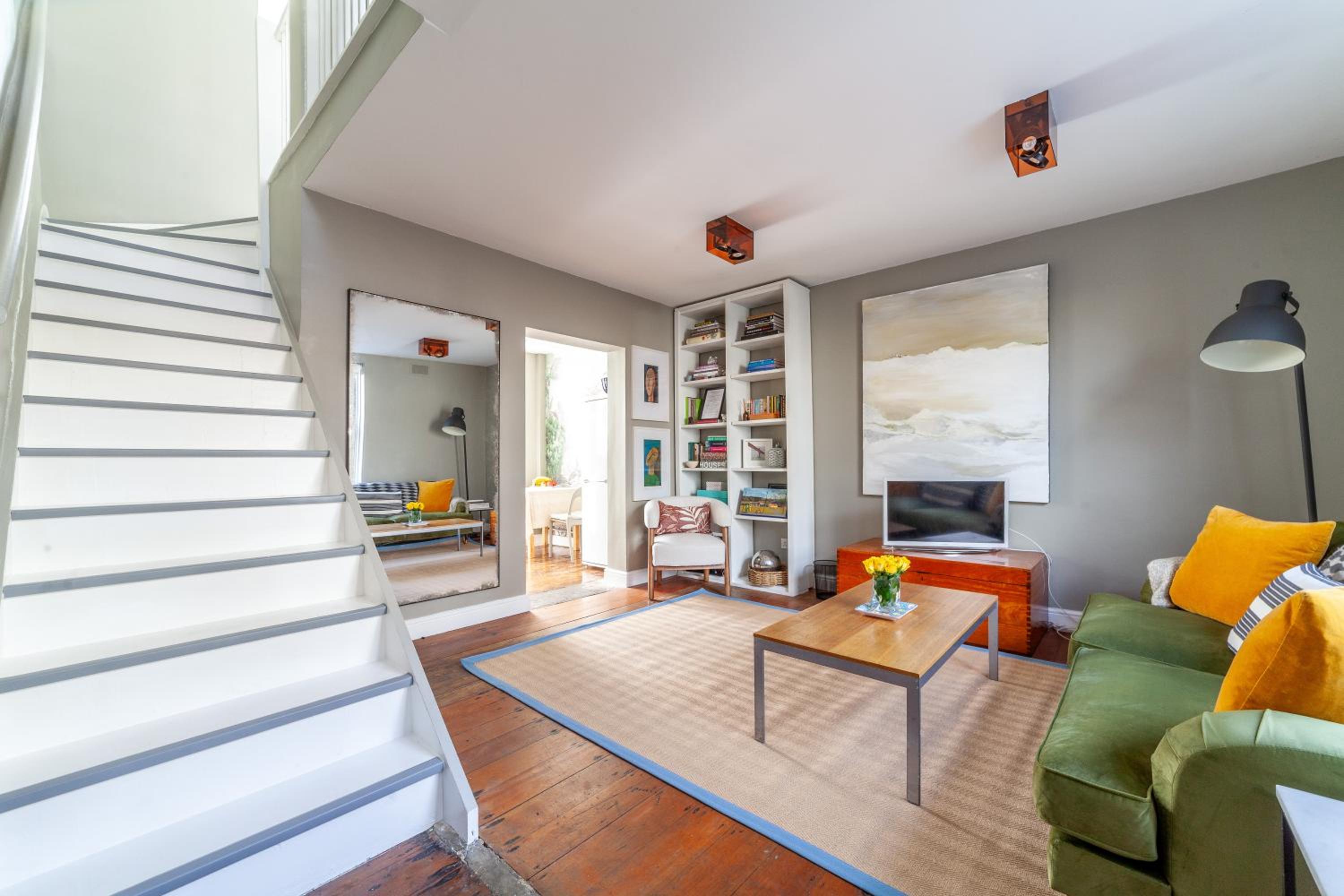 Apartment - Ground Floor photo 2