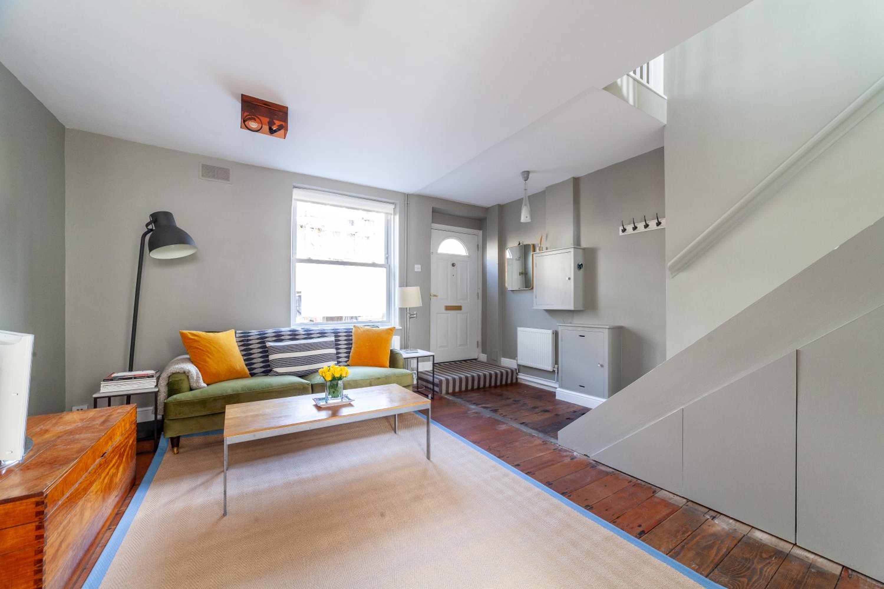 Apartment - Ground Floor photo 3