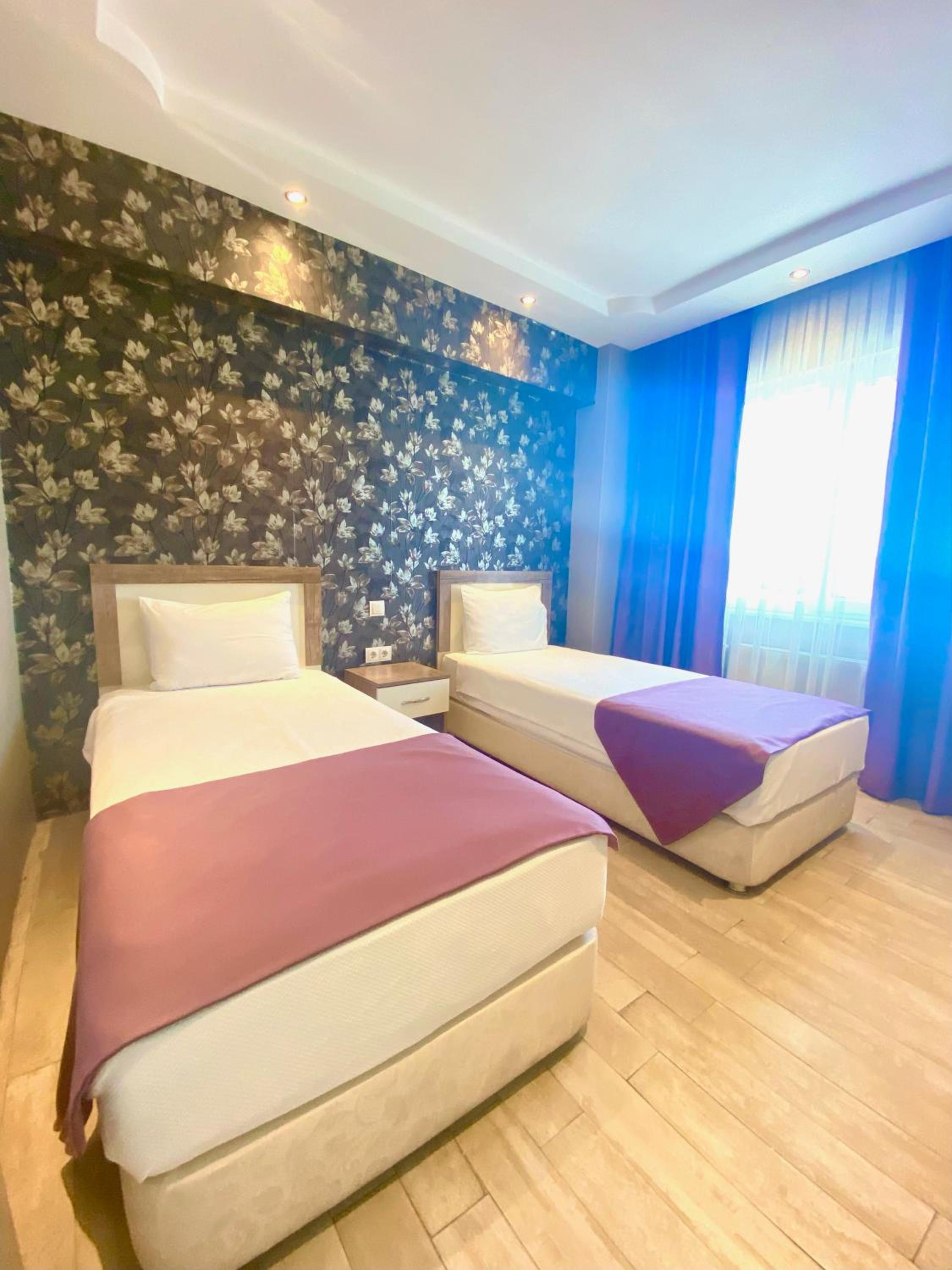Standard Twin Room photo 1