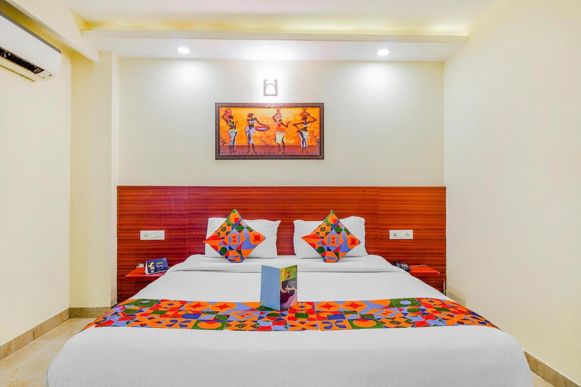 Deluxe Room - Photo 4