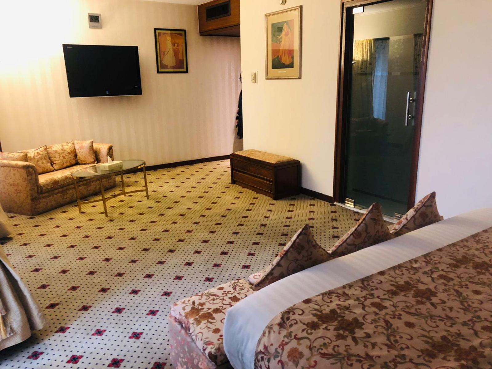 Presidential Suite