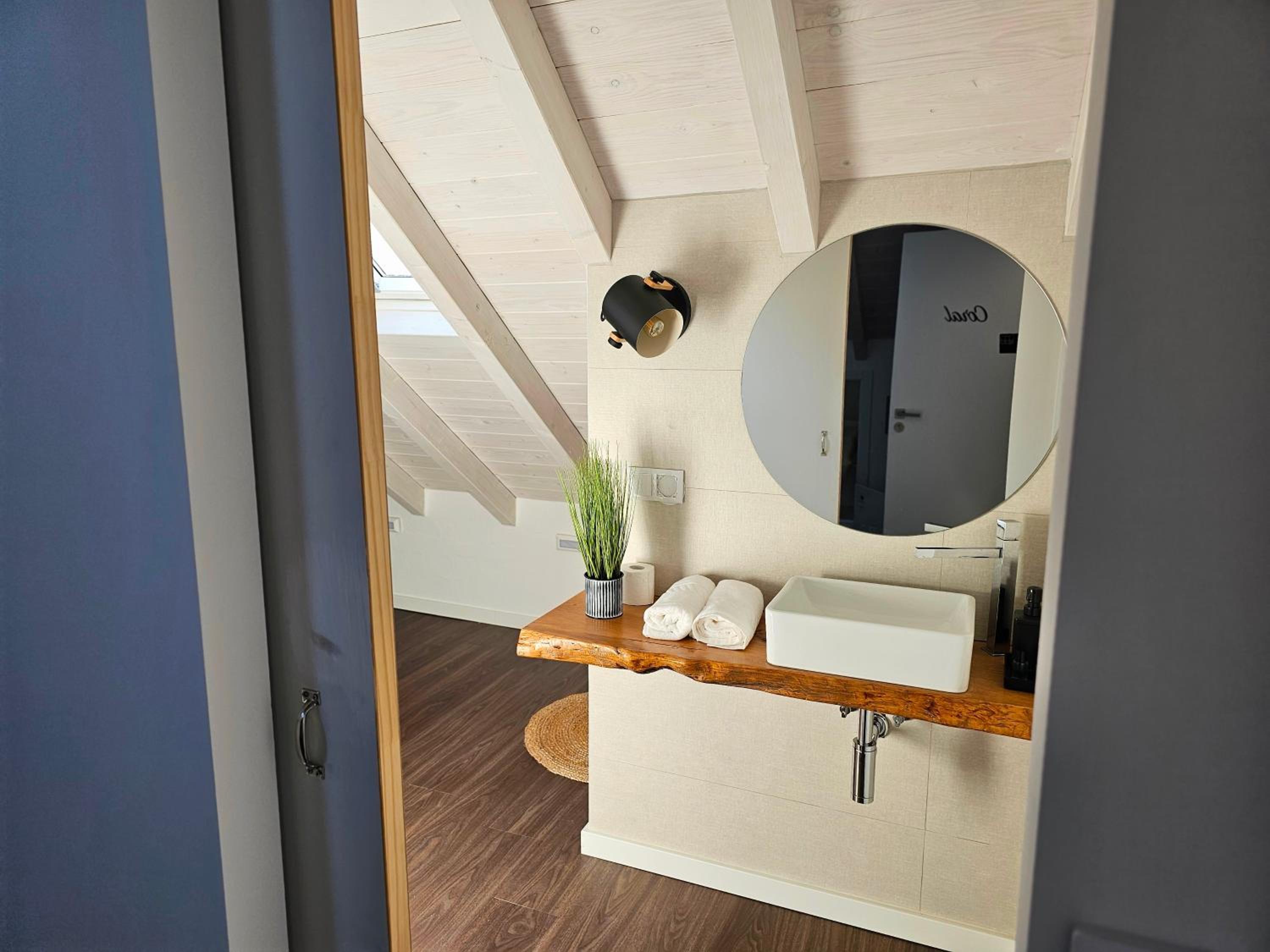 Double Room with Private Bathroom photo 3