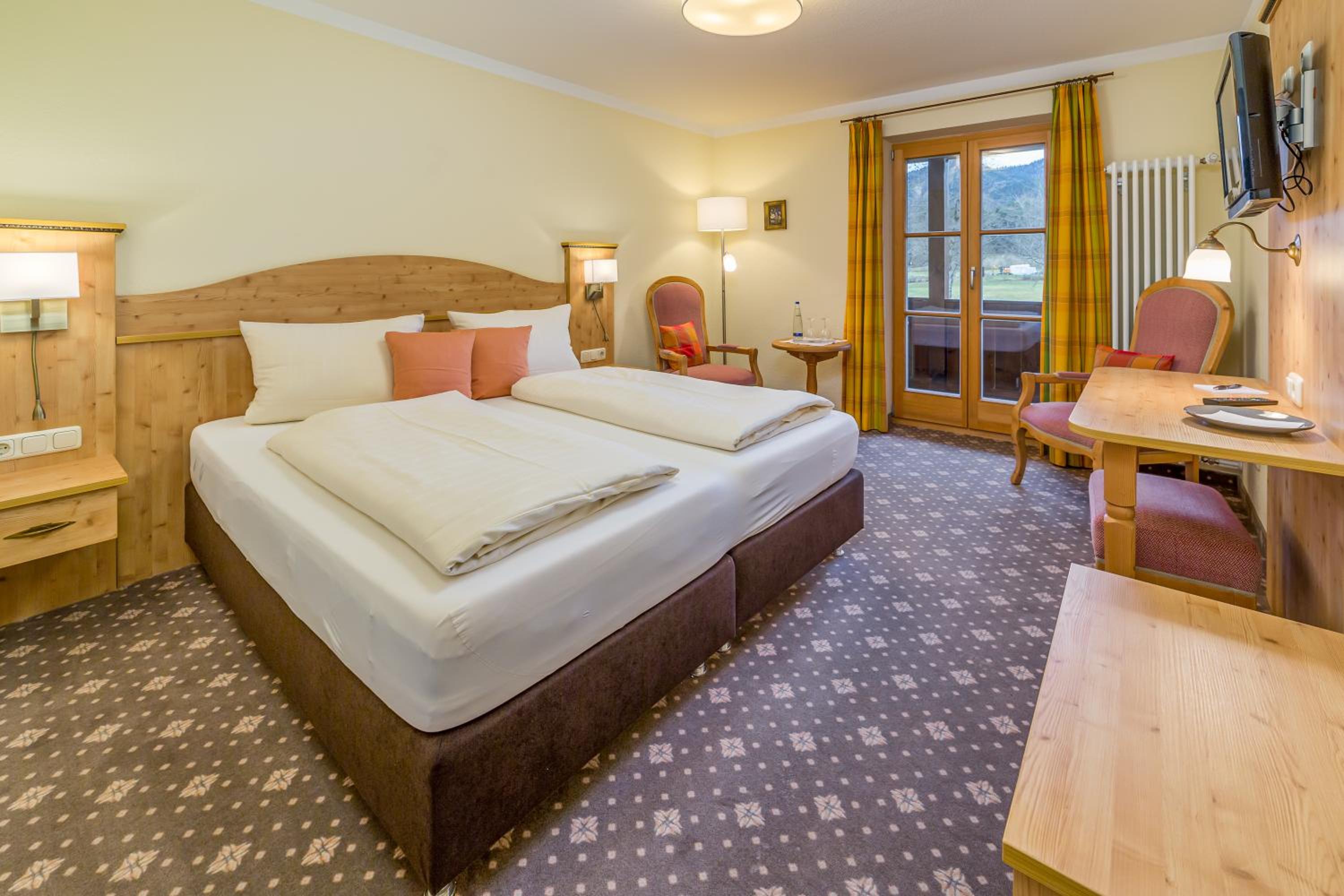 Double Room with Balcony photo 3