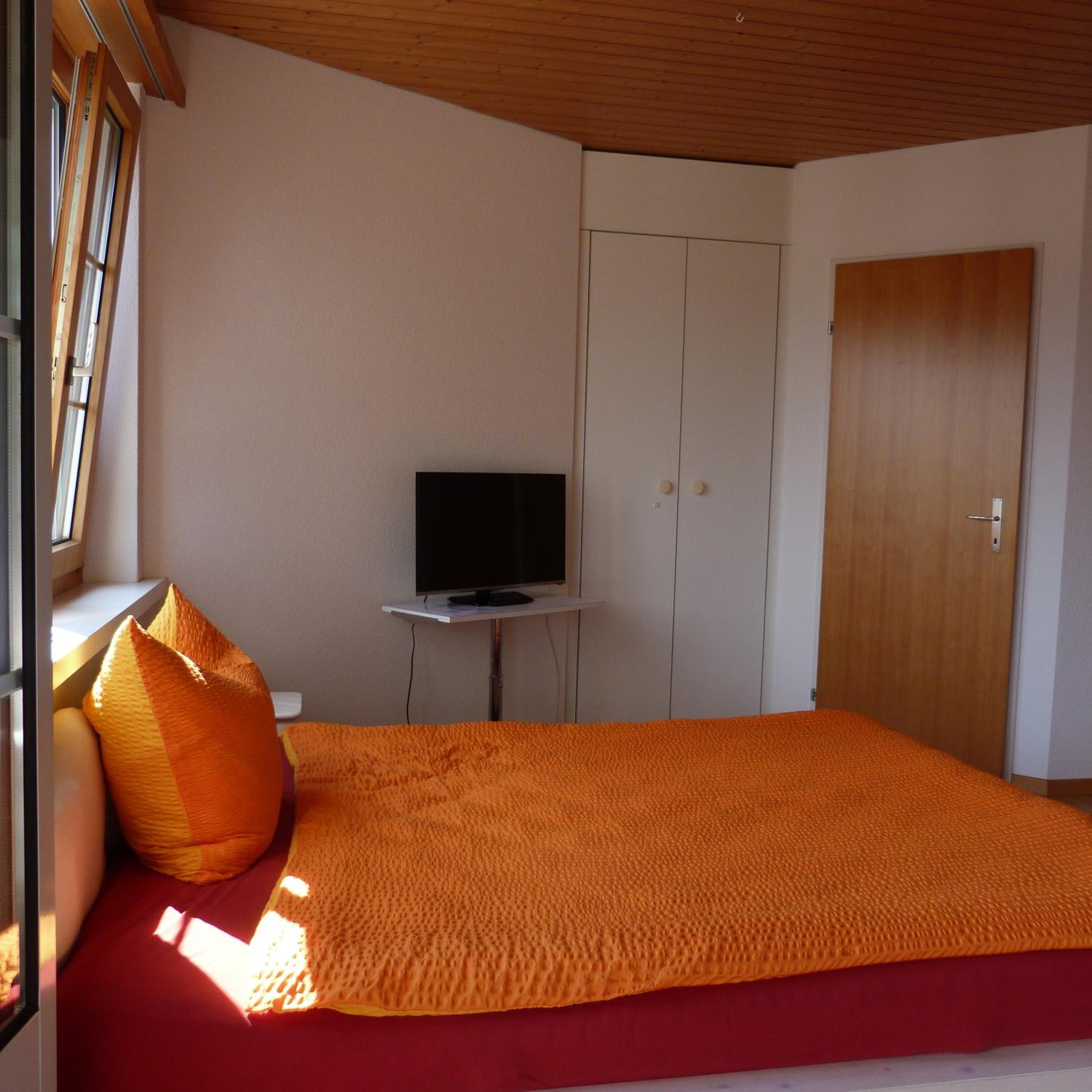 Basic Double Room photo 1