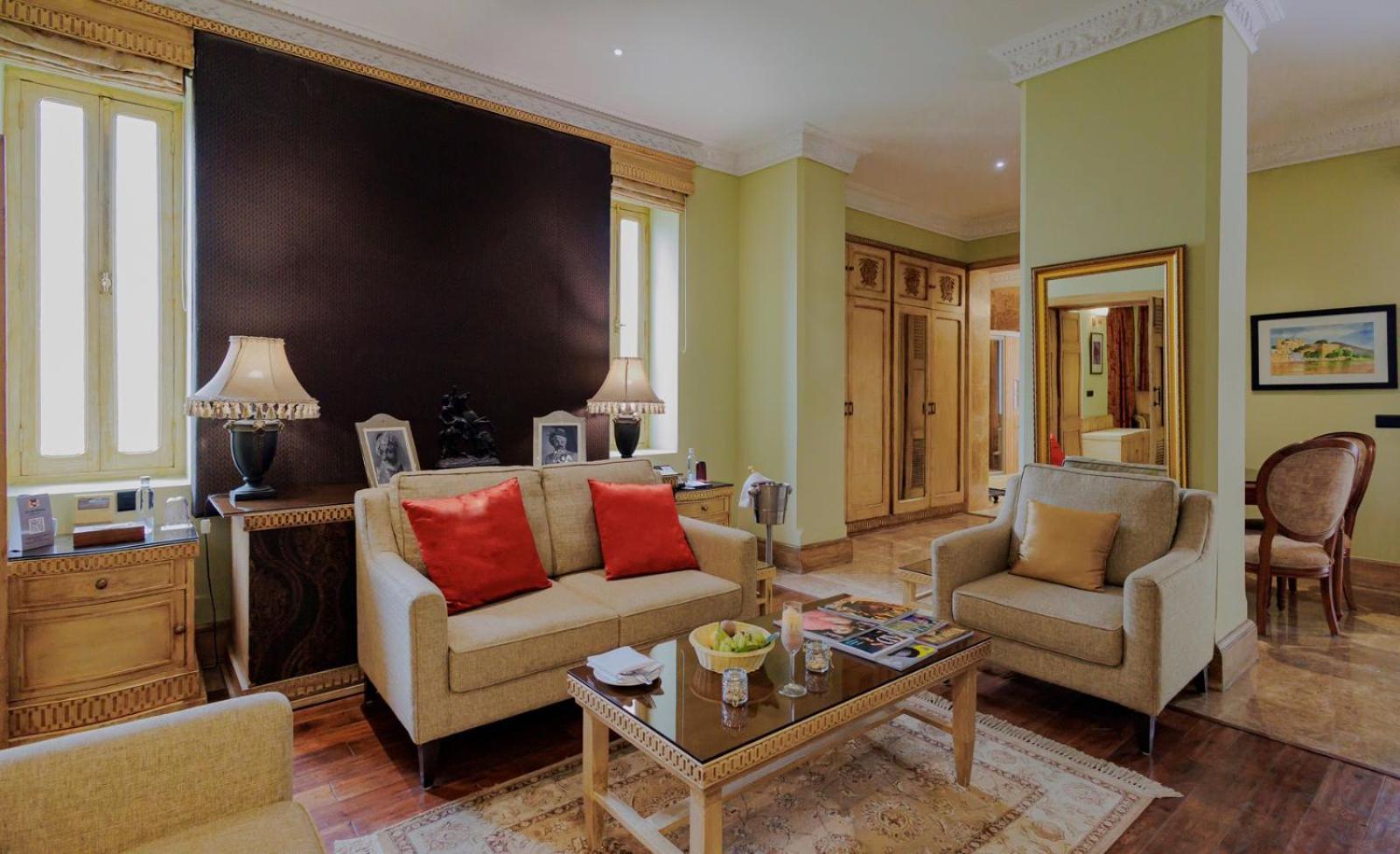 Presidential Suite: 20% off on Food & Beverage services, Enjoy Buffet Breakfast, Wifi, Welcome Drink upon arrival, Early Check in & Late Check out – subject to availability  photo 3