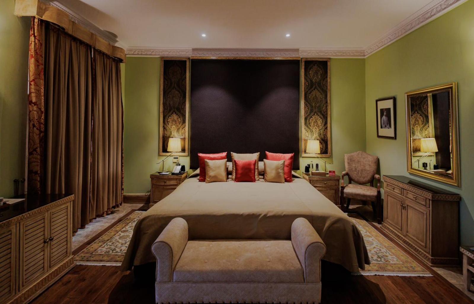 Presidential Suite: 20% off on Food & Beverage services, Enjoy Buffet Breakfast, Wifi, Welcome Drink upon arrival, Early Check in & Late Check out – subject to availability  photo 2