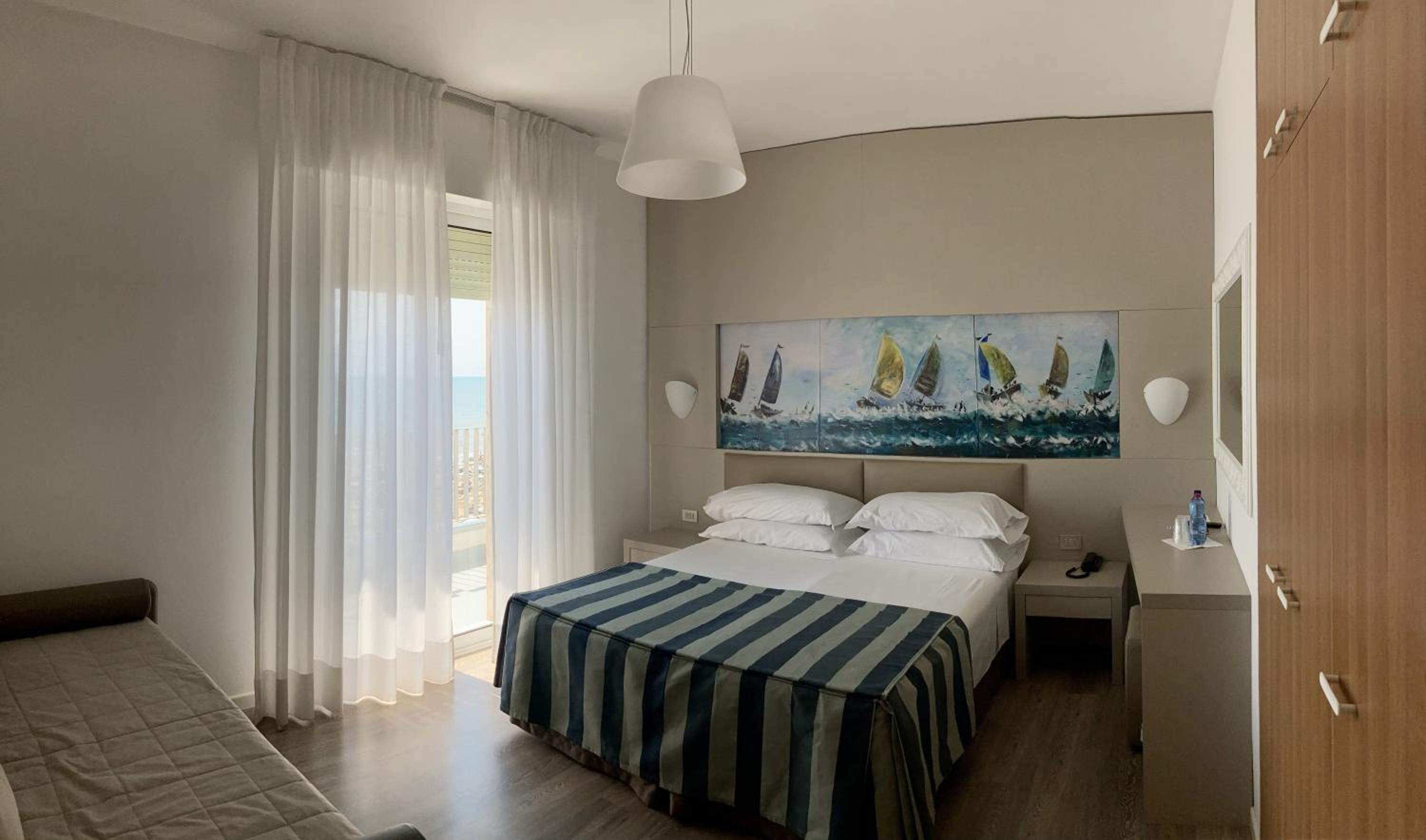 Deluxe Room photo 3