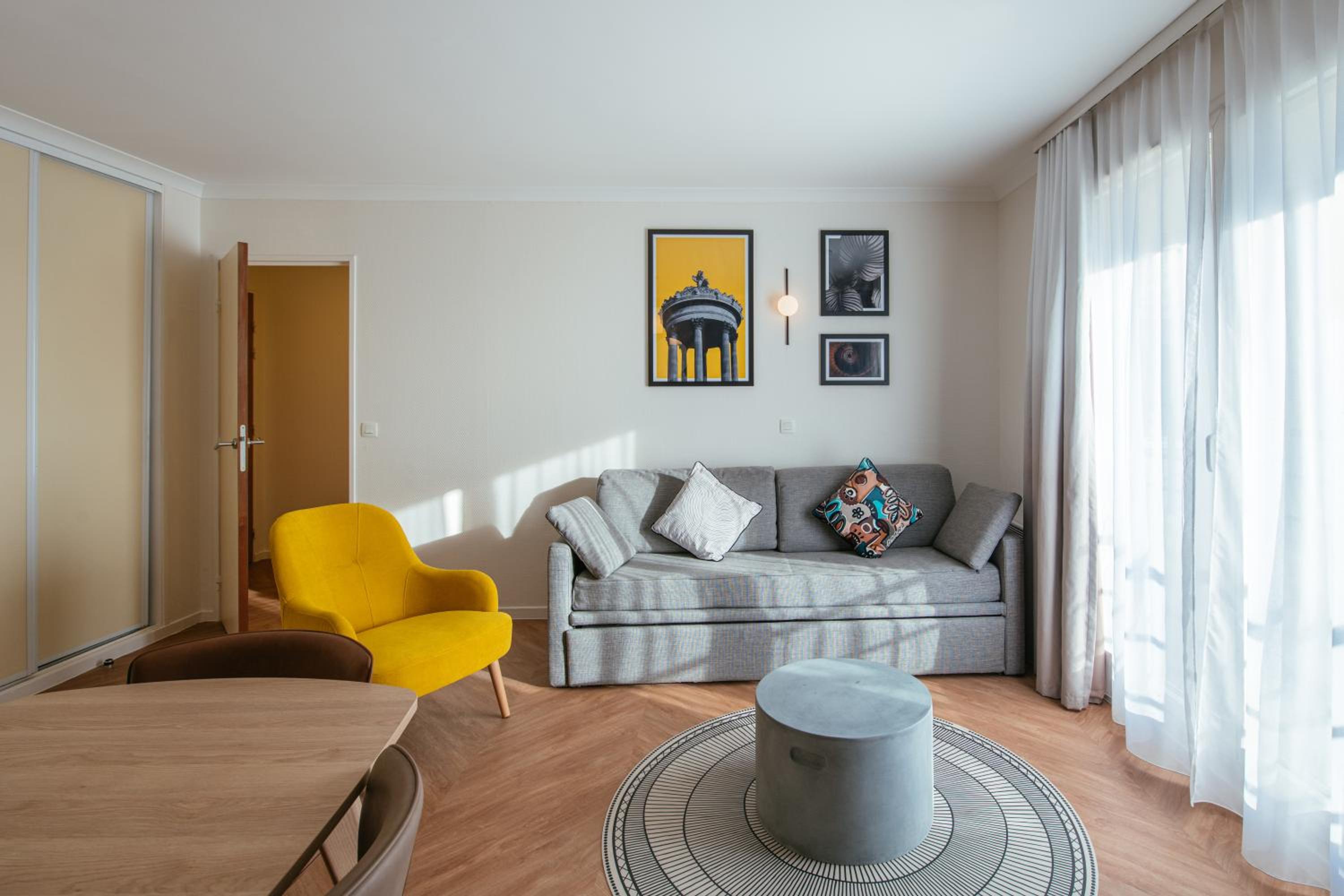One-Bedroom Apartment (3 Adults) photo 2